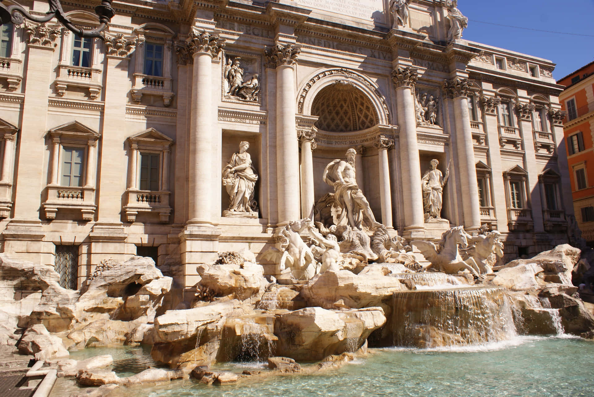 Sunny Day On The Trevi Fountain Picture