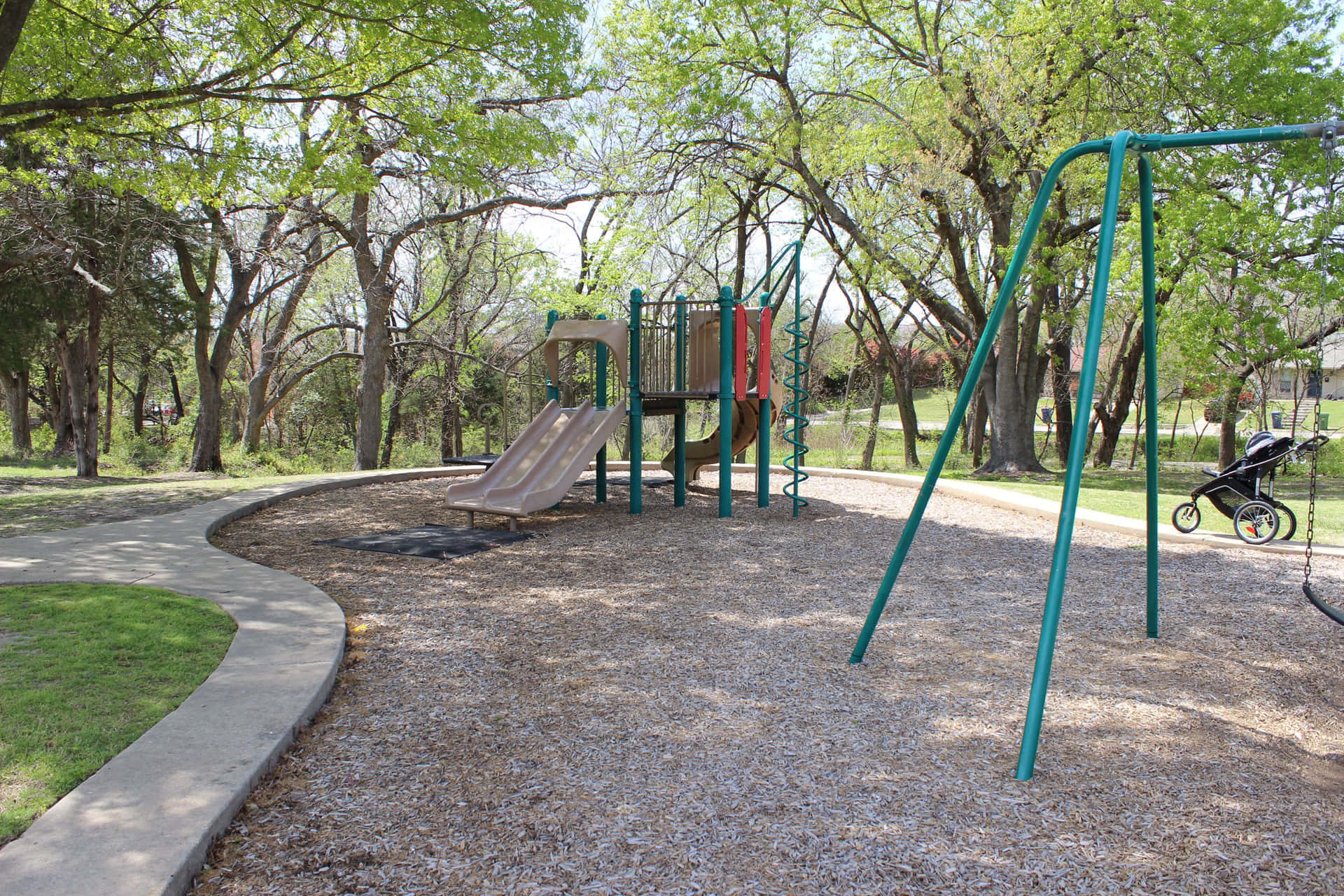 Sunny Day Playgroundat Independence Park Wallpaper