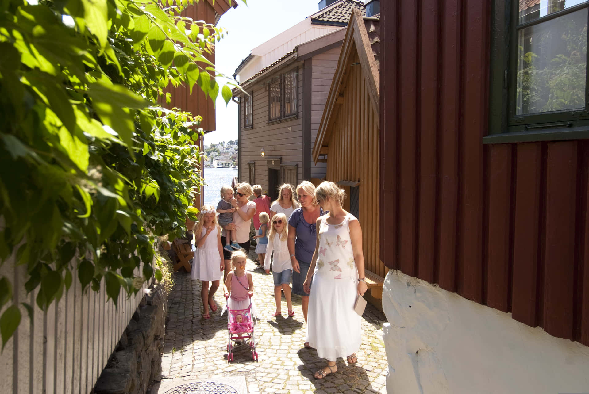 Sunny Dayin Arendal Old Town Wallpaper
