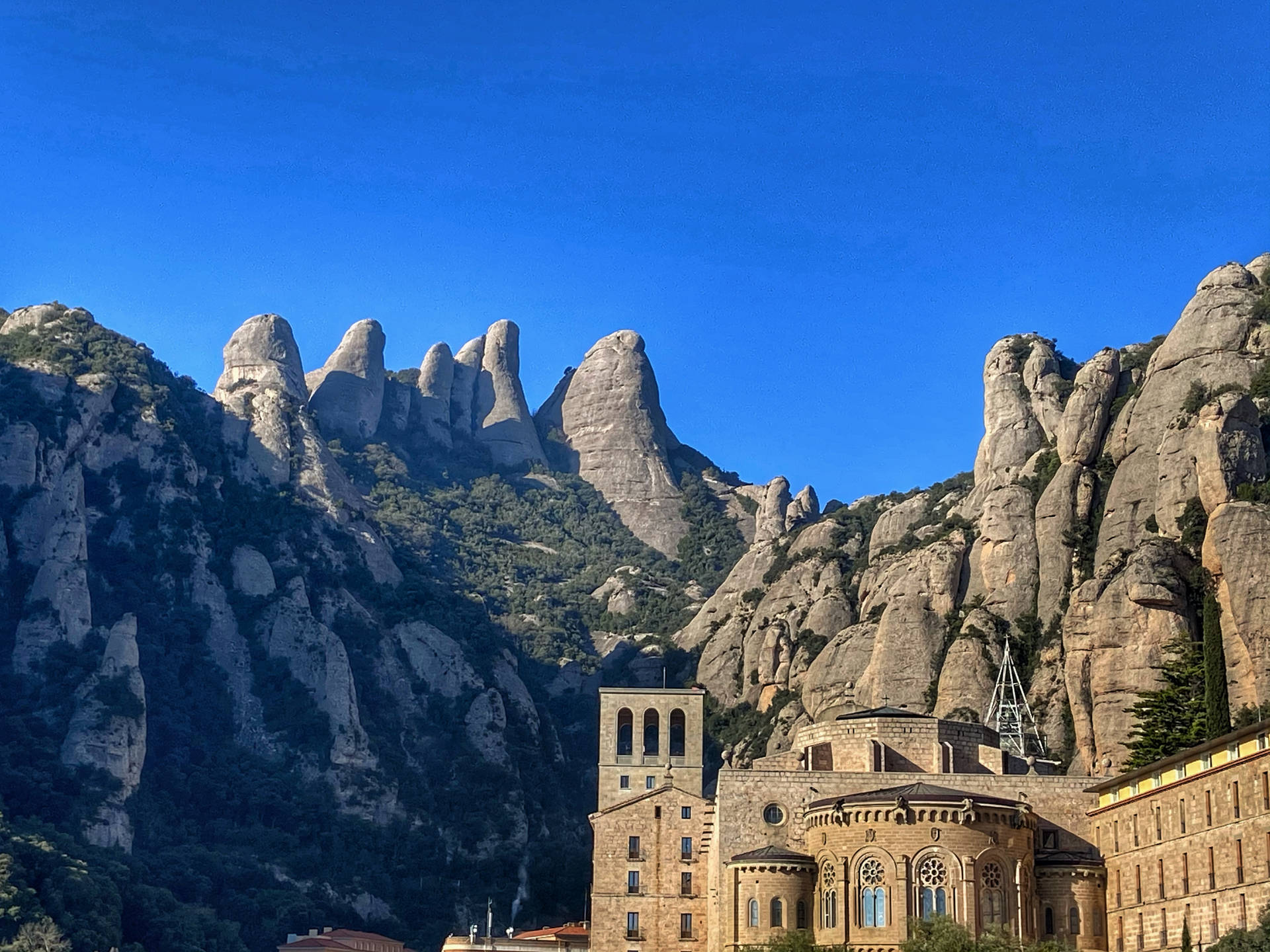 Sunny Mountains Montserrat Wallpaper