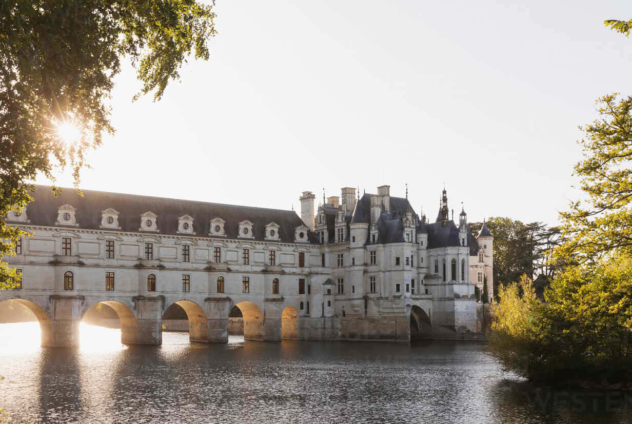 Sunny Sky Chenonceau Picture