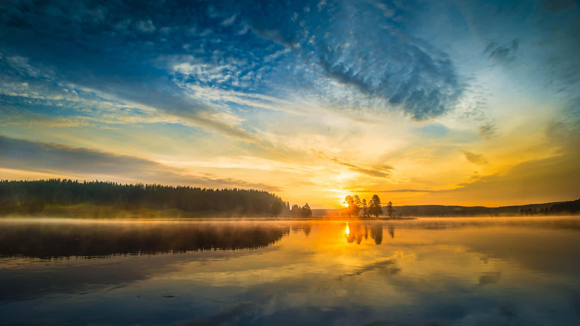 Sunrise_ Mist_ Over_ Lake Wallpaper