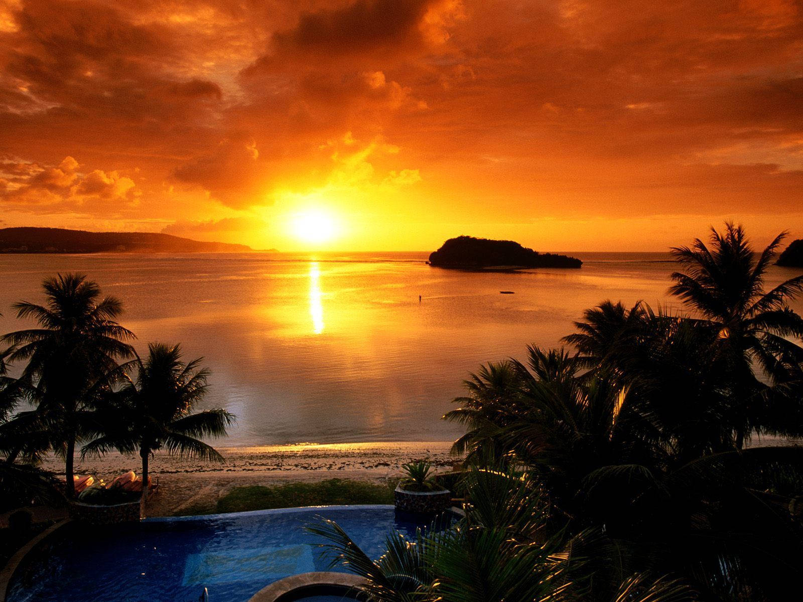 Sonnenuntergangauf Guam Wallpaper