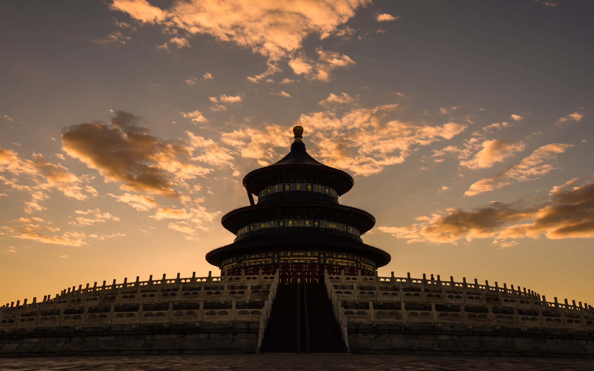 Sunset Behind The Temple Of Heaven's Circular Mound Altar Wallpaper