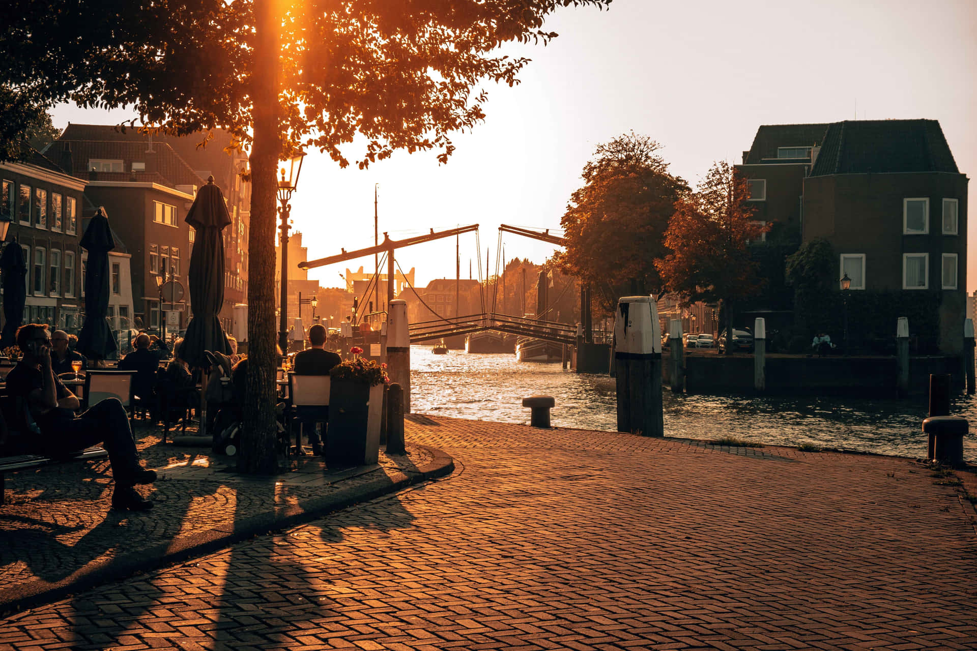 Sunset Canal Dining Dordrecht Netherlands Wallpaper