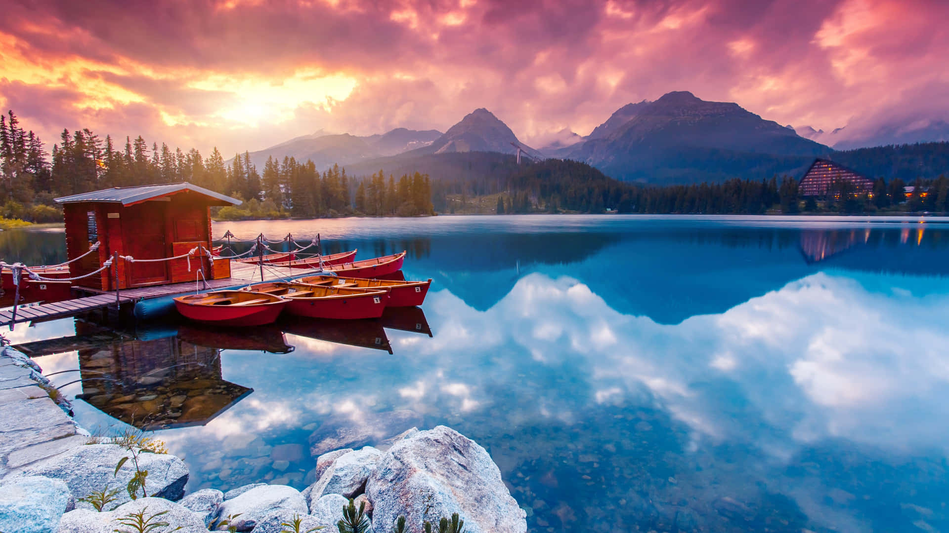 Sunset Mountain Lake Boats Wallpaper