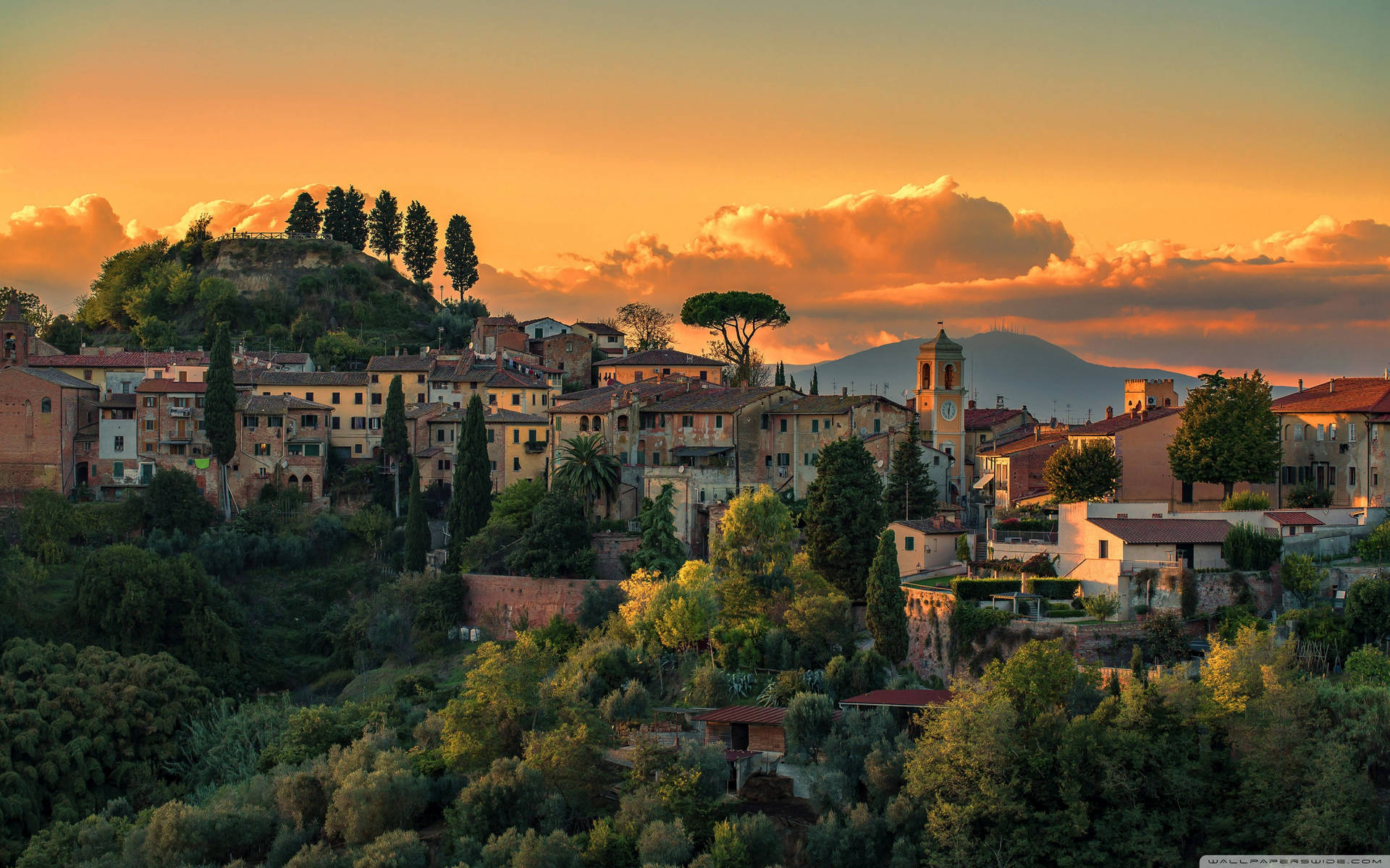 Sunset Over A Village Tuscany Wallpaper