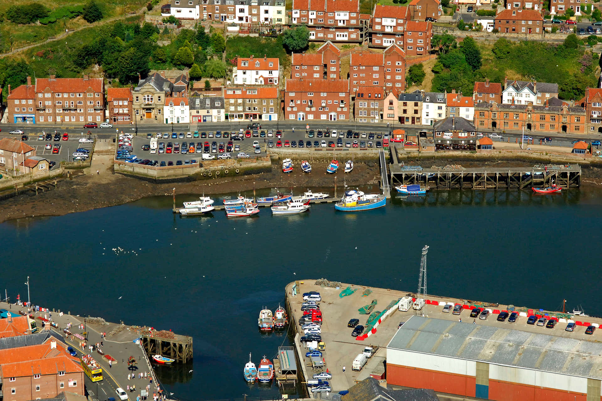 Zonsondergang Over Whitby Marina Achtergrond