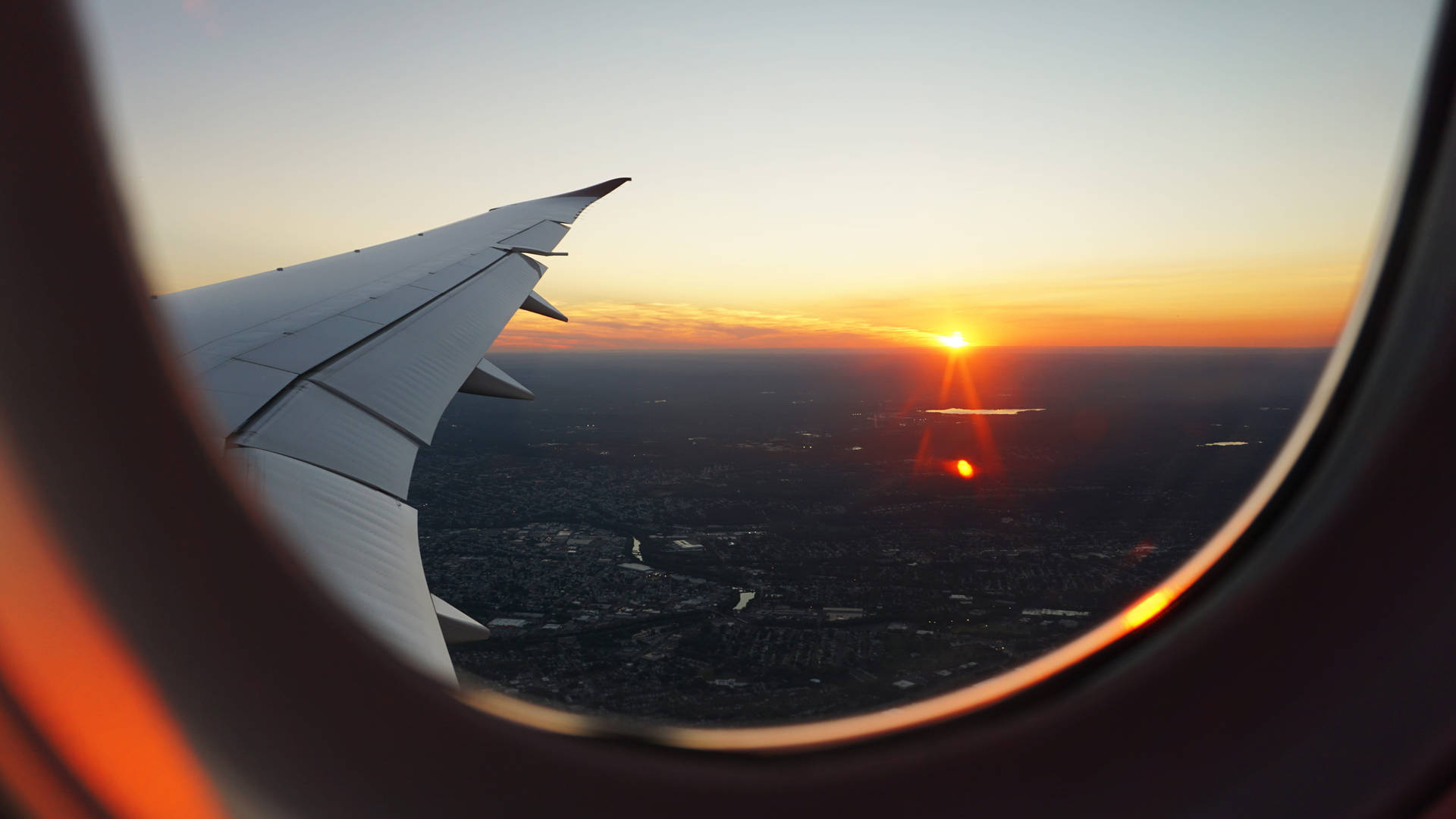 Sonnenuntergangfenster Flugzeug 4k Wallpaper