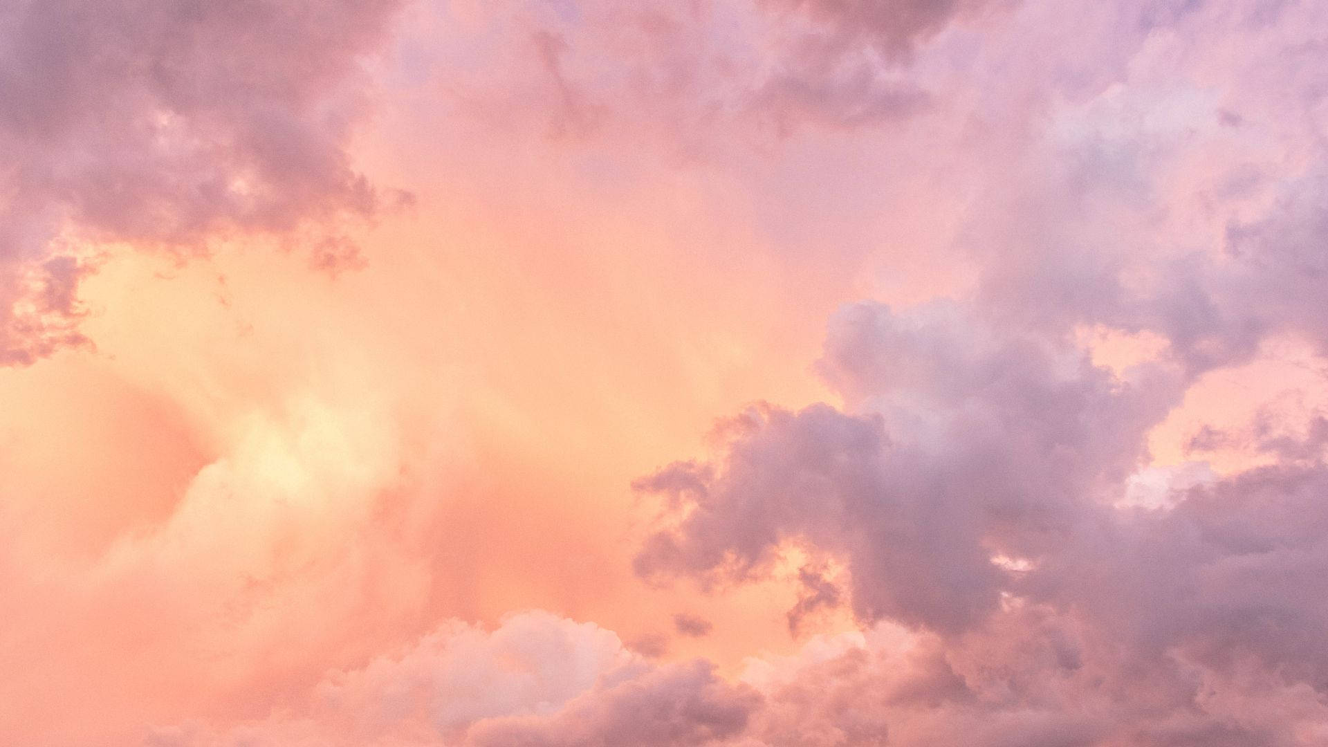Solnedgang med baby pink skyer Wallpaper