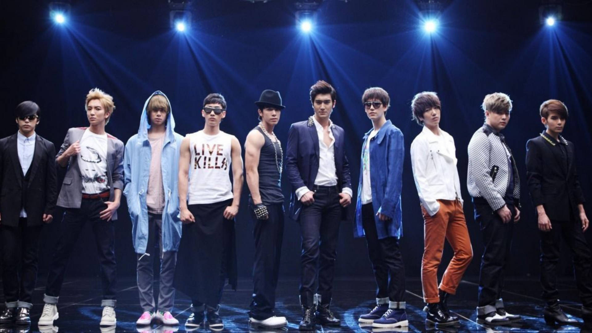Fotode Super Junior En El Escenario Fondo de pantalla