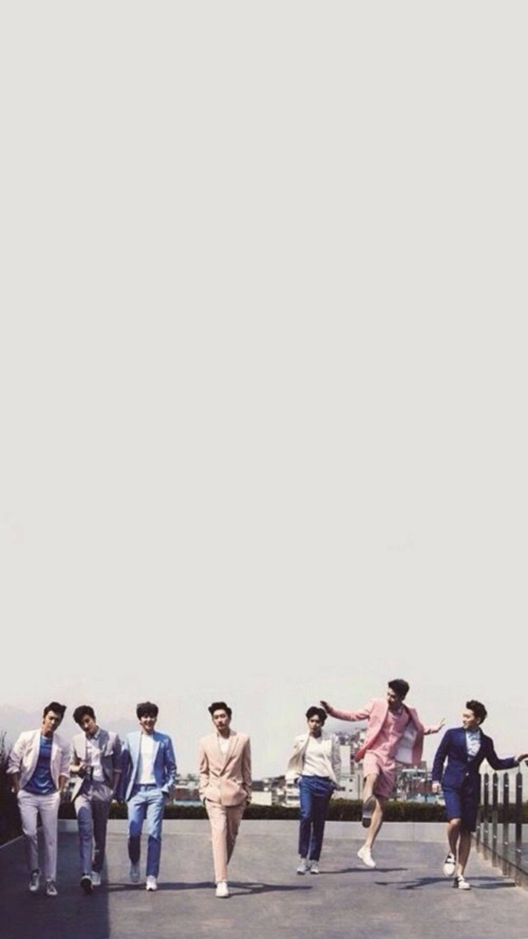 Super Junior Street Photo Wallpaper