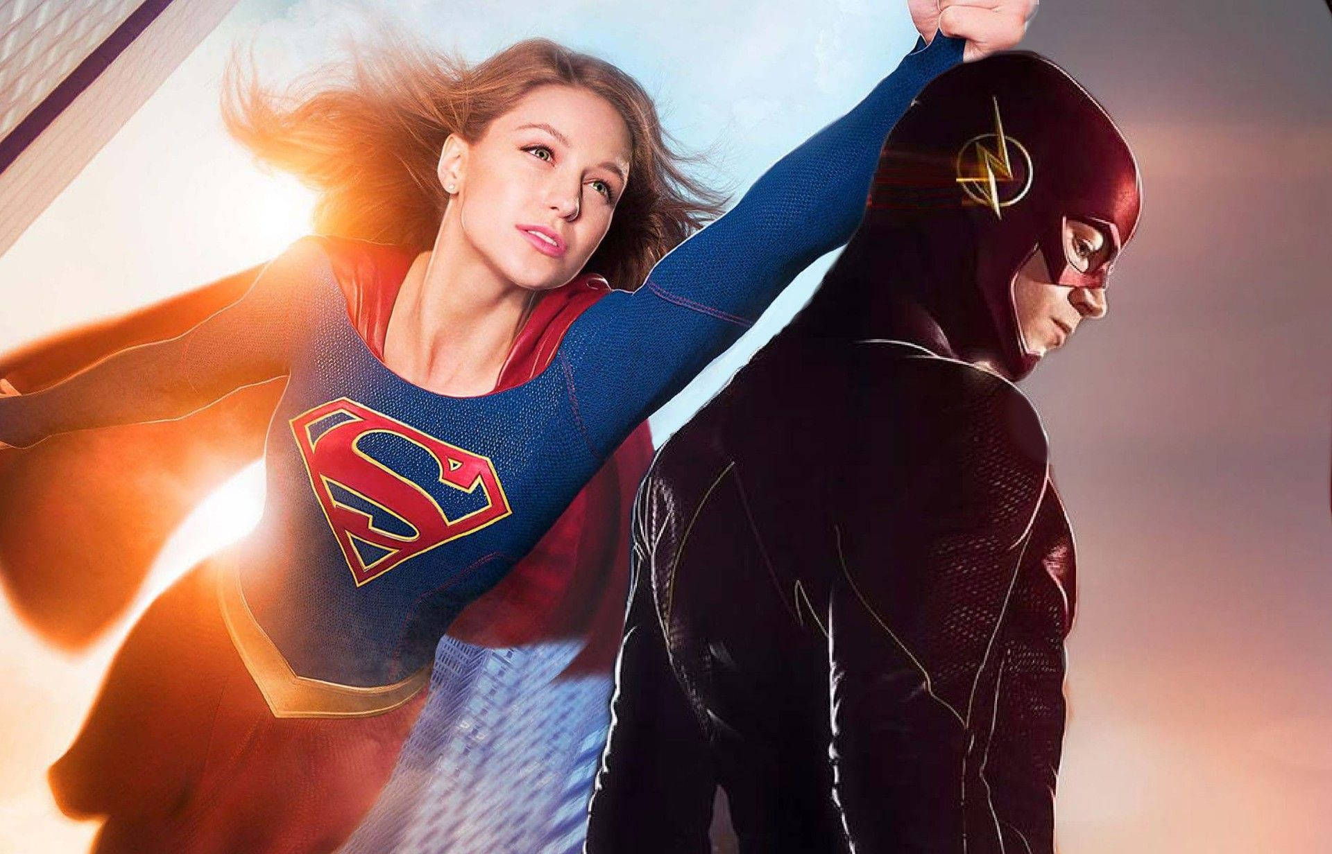 Superwoman Og Flash Wallpaper