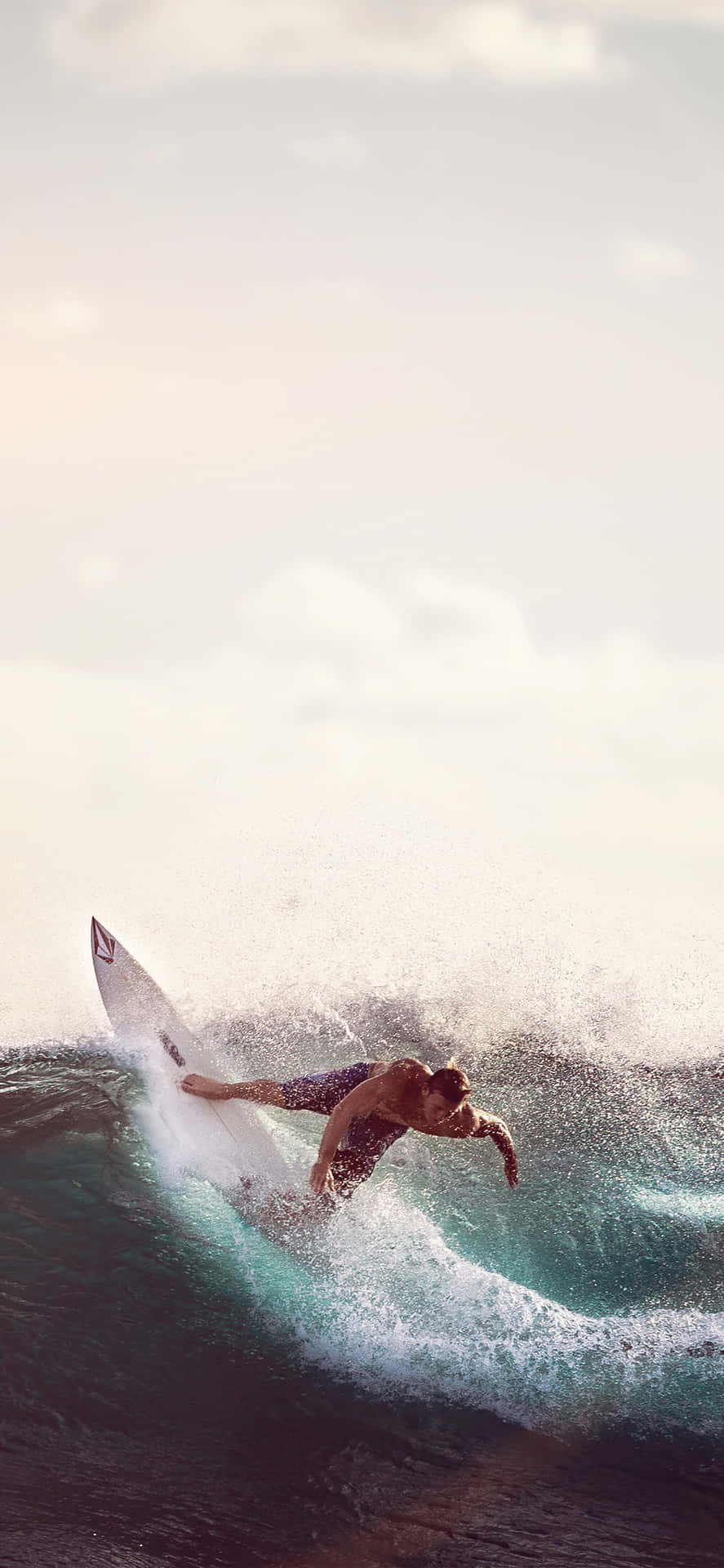 Catch That Wave! Wallpaper
