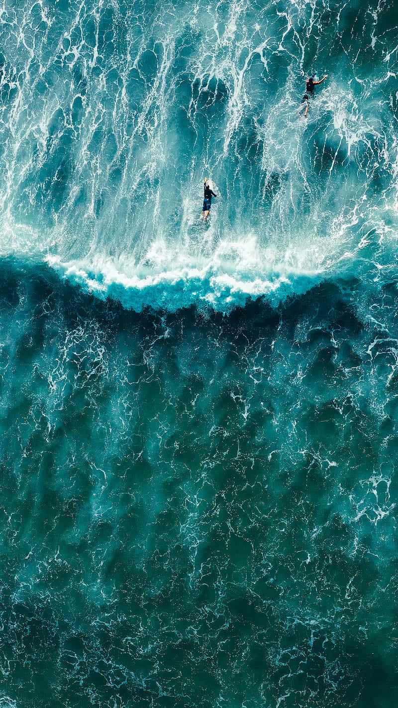 Surfeala Ola Hacia Un Verano Inolvidable. Fondo de pantalla