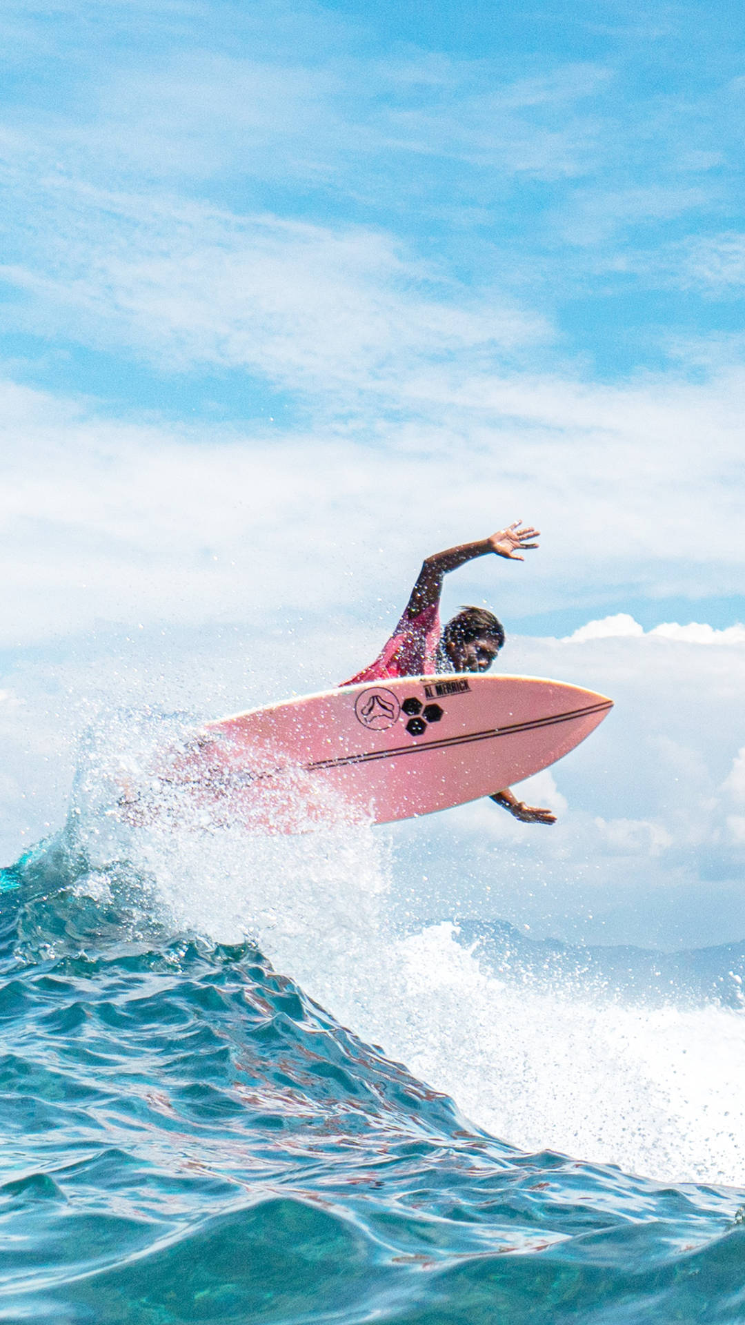 Surfenauf Einem Pinken Board Wallpaper