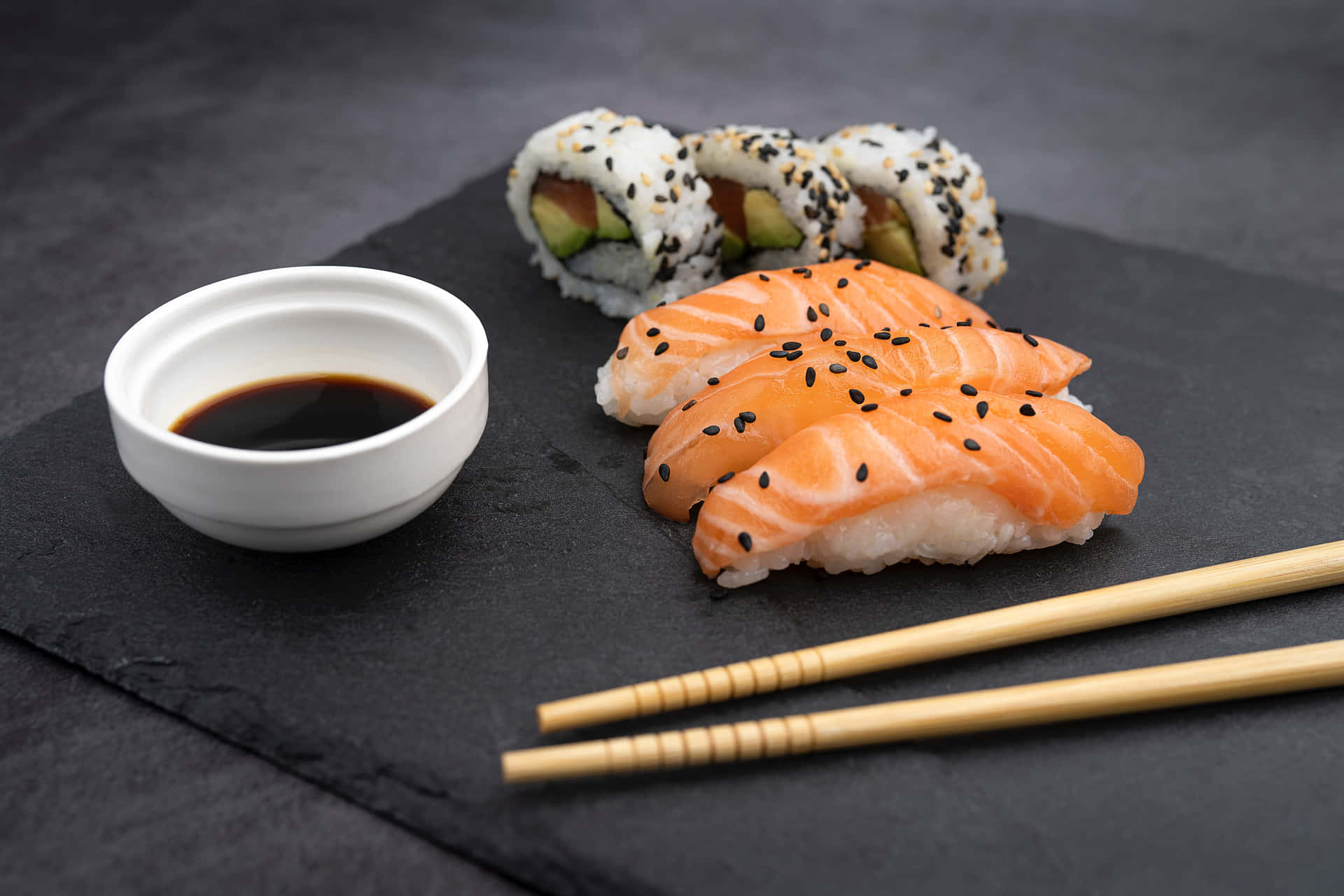 Fundode Sushi Com Dimensões 5552 X 3701