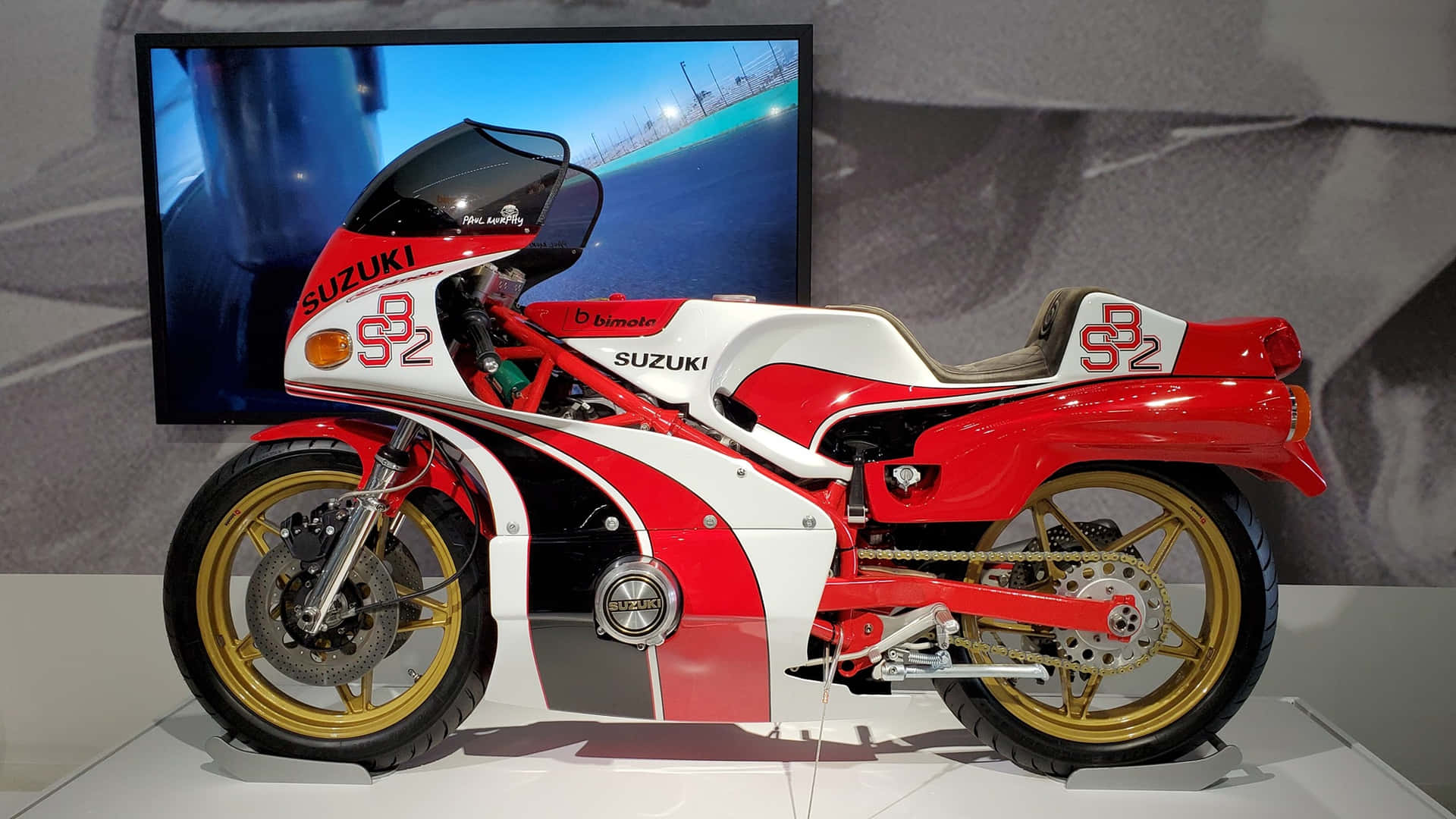 Suzuki Racing Motorcycle Exhibit Wallpaper