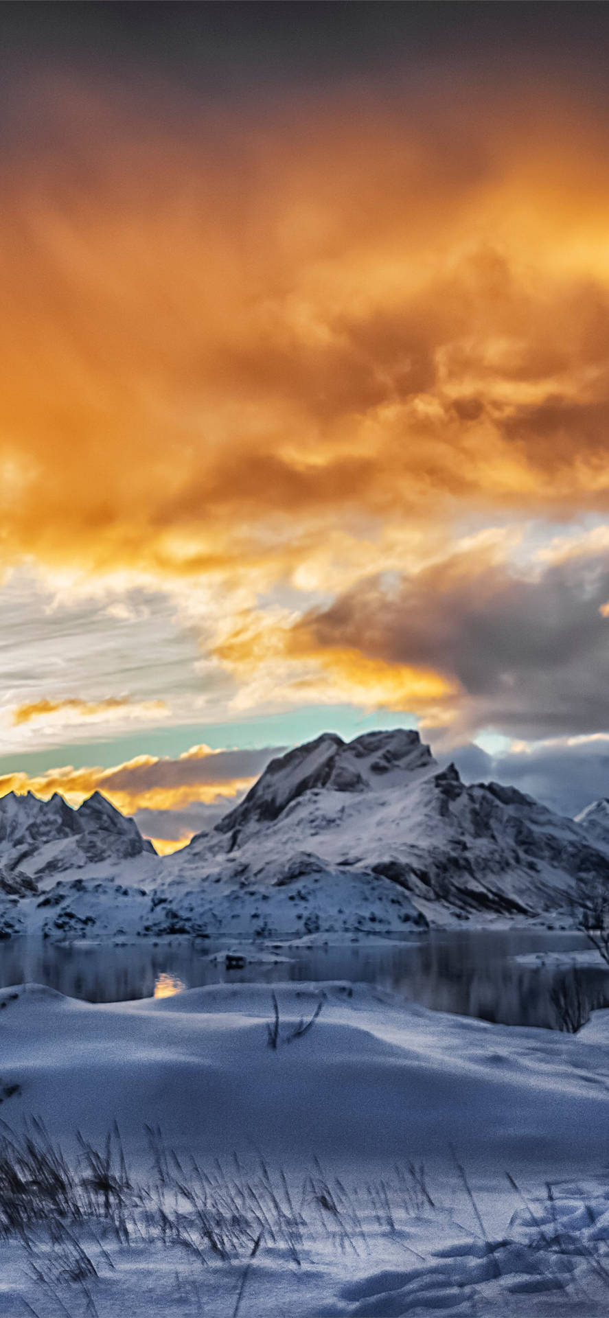 Svalbardrostig Orange Wolken Wallpaper