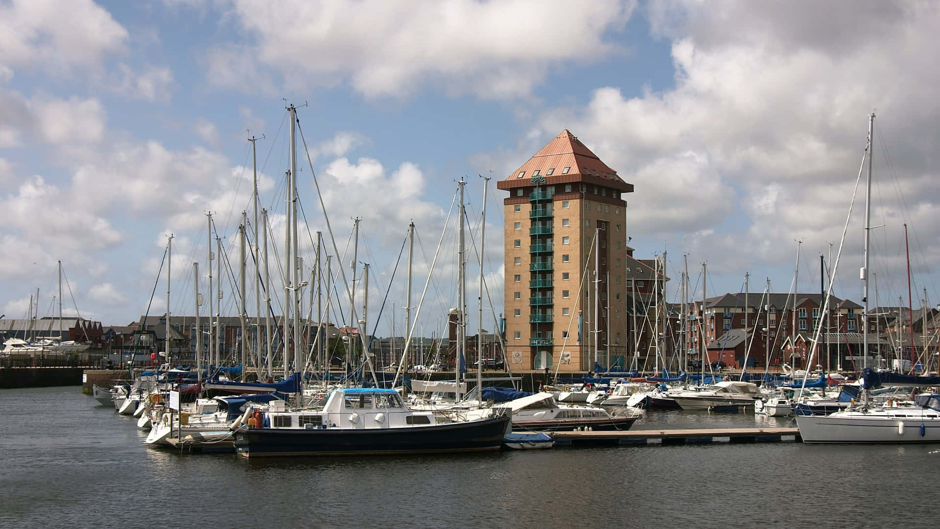 Marina De Swansea Et Tour Fond d'écran