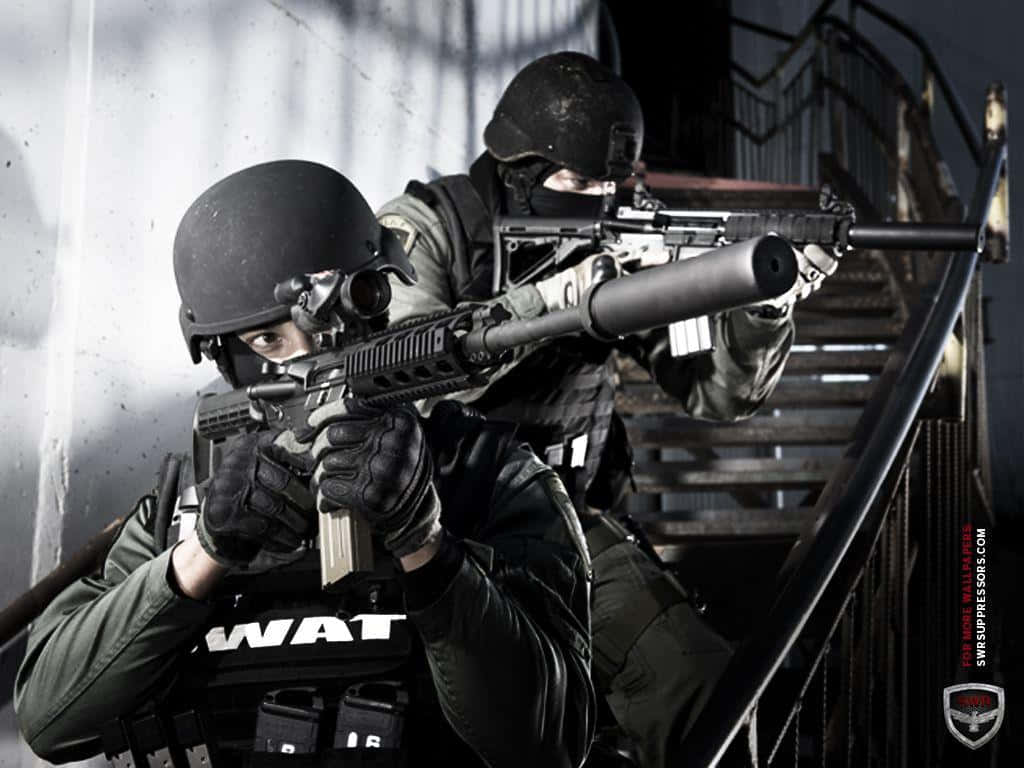 SWAT Officers Prepare To Intervene Wallpaper