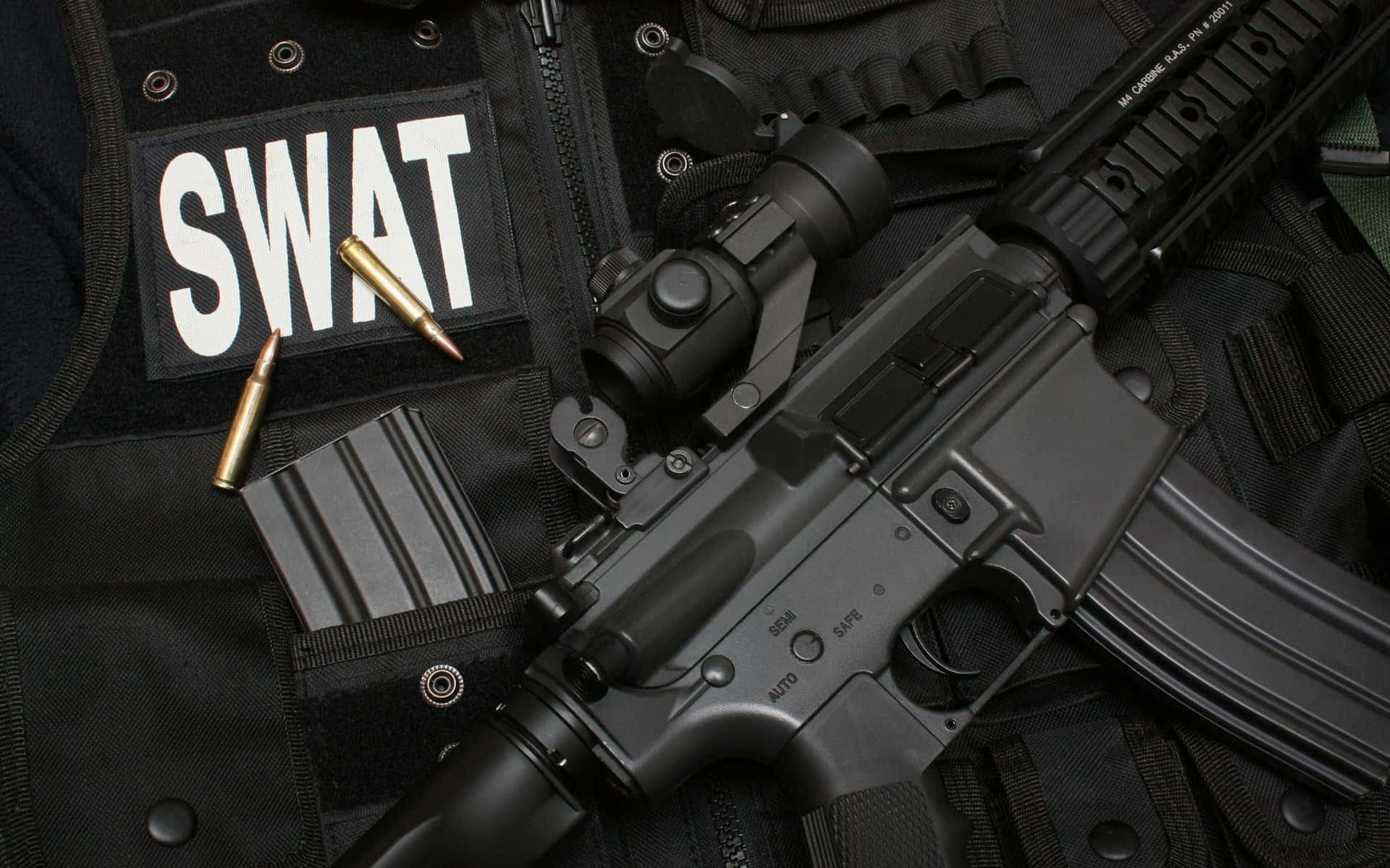 Elite SWAT officers ready for mission Wallpaper