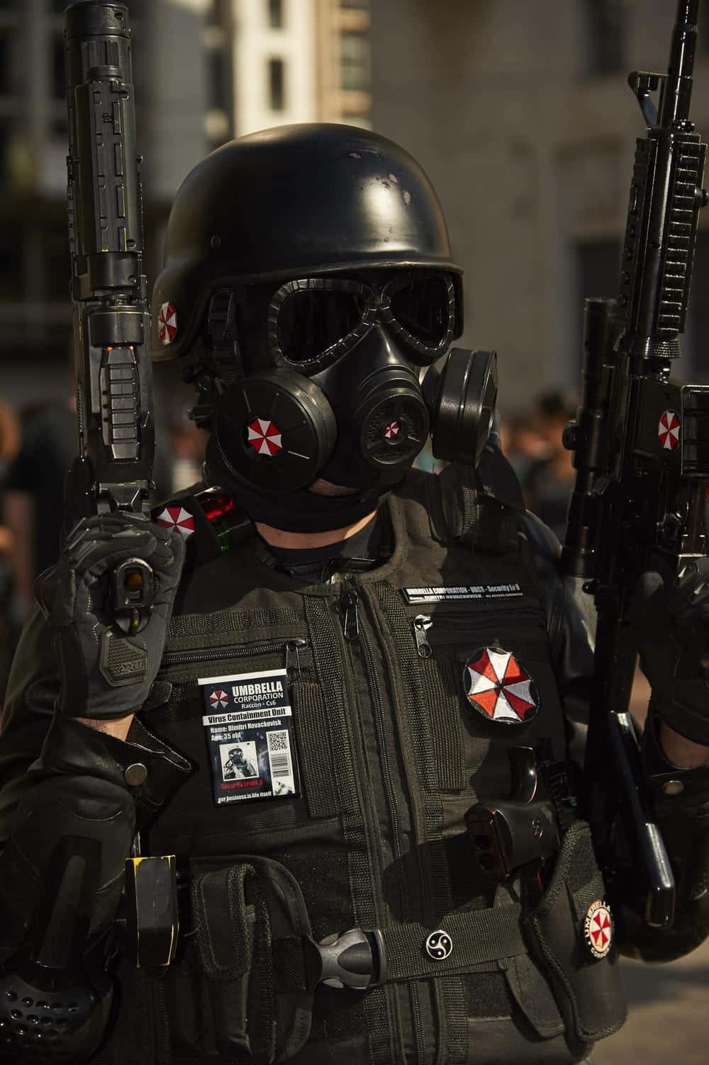 Elite SWAT-officer klar til at tjene og beskytte Wallpaper