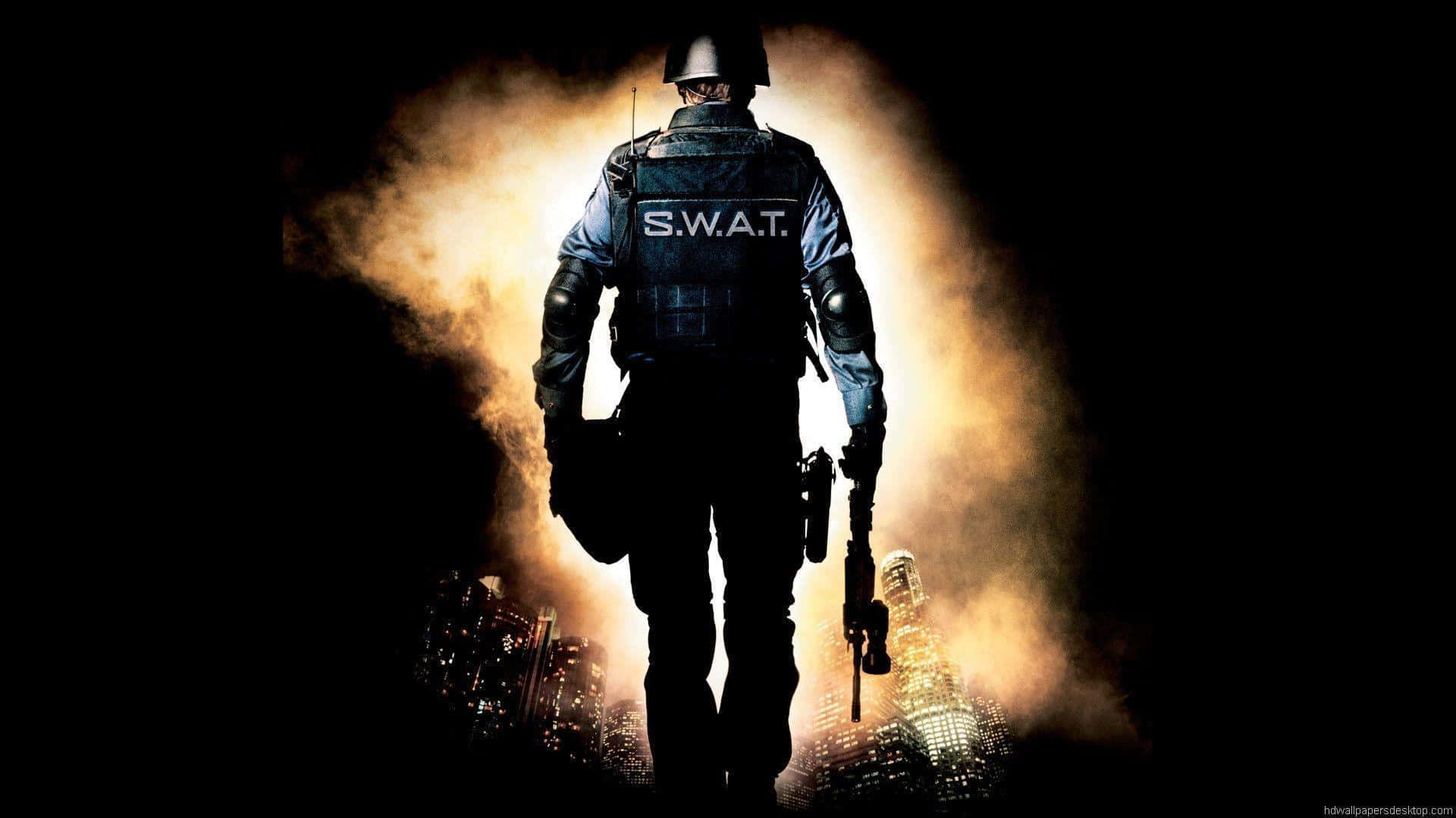 Elite Swat Officer, der tager vejret under en krisesituation Wallpaper