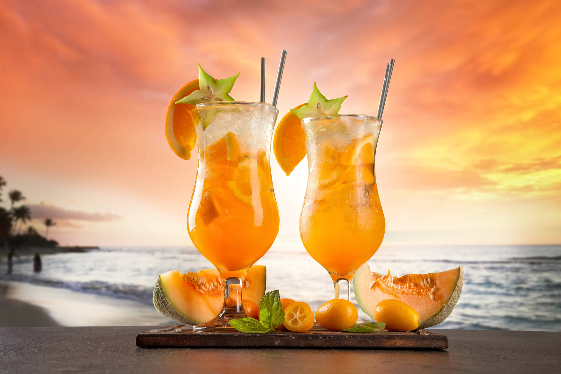 Sweet Cantaloupe Tropical Drink Wallpaper