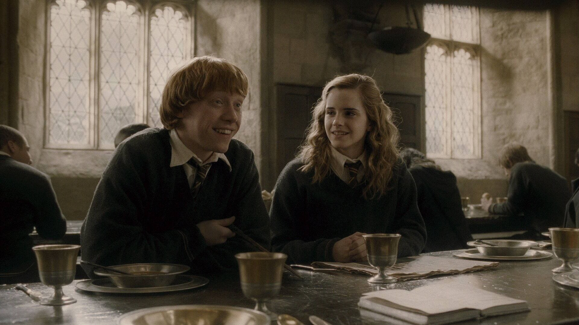 Best friends Hermione Granger and Ron Weasley Wallpaper