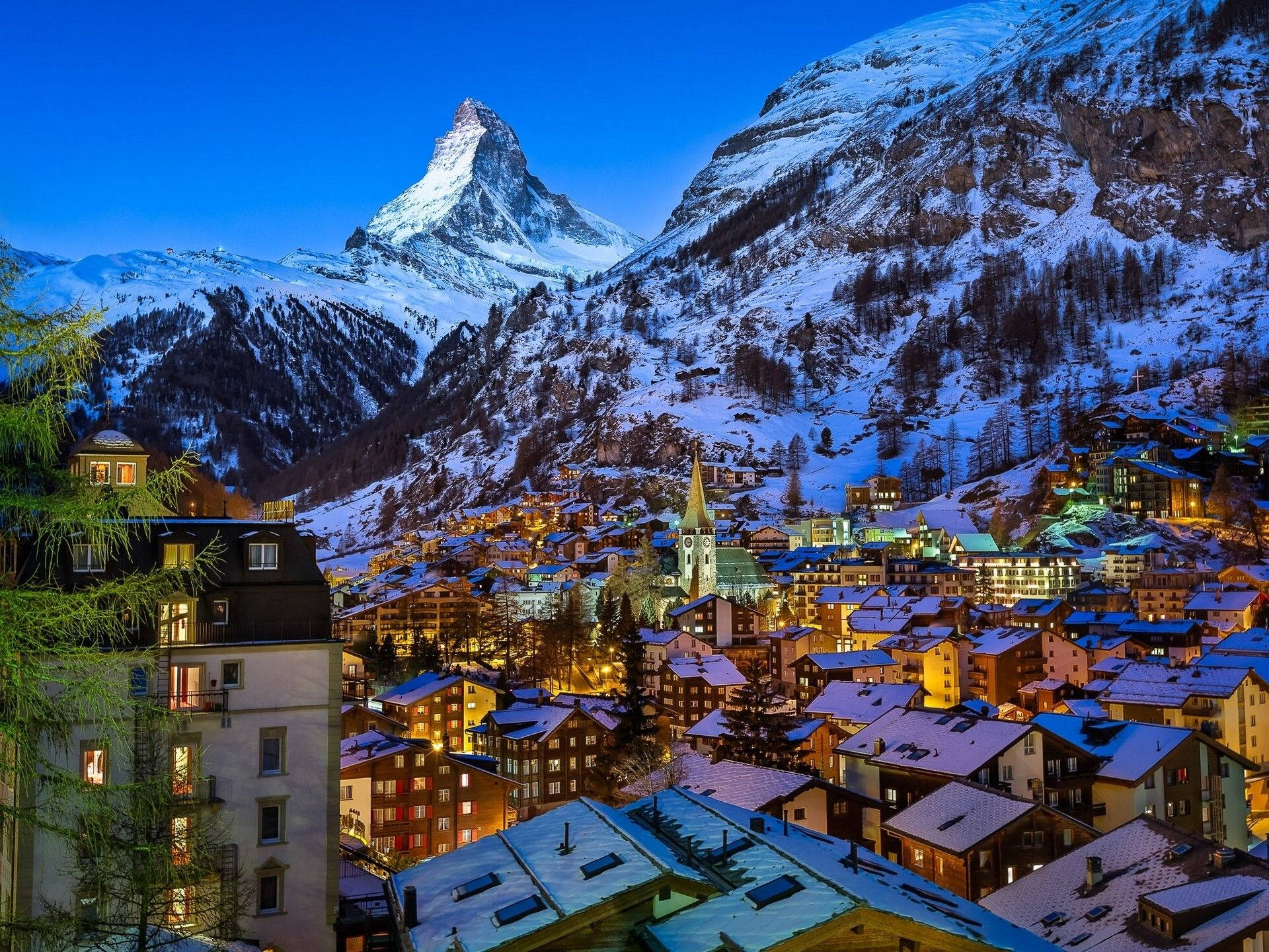 Paisajede Invierno En Los Alpes Suizos. Fondo de pantalla