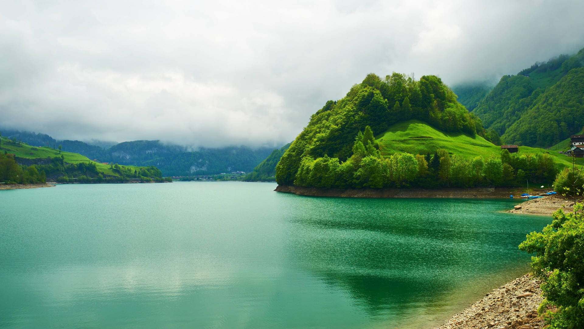 Switzerland Emerald Green Lake Wallpaper