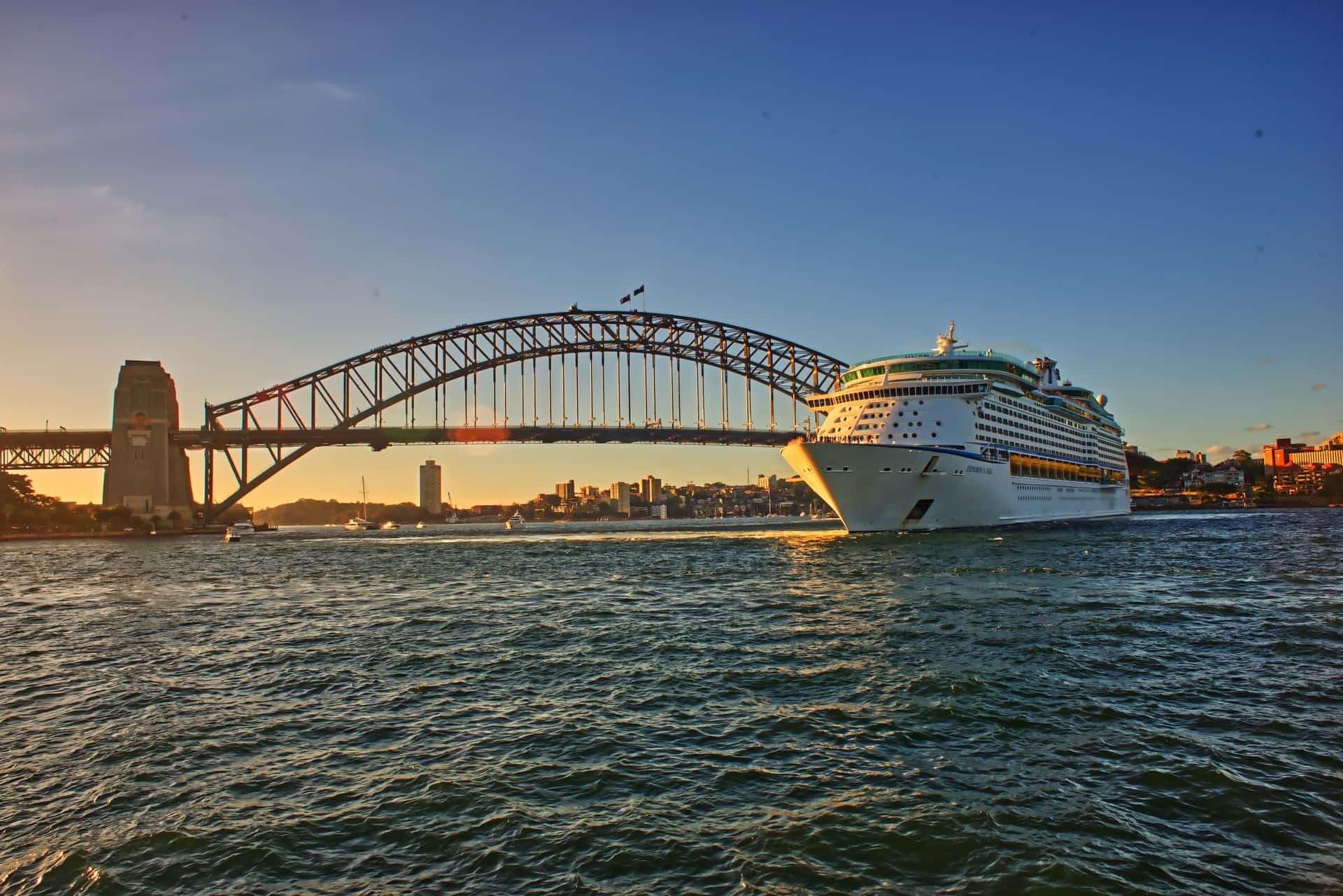 Sydney Harbour Cruiseat Sunset Wallpaper