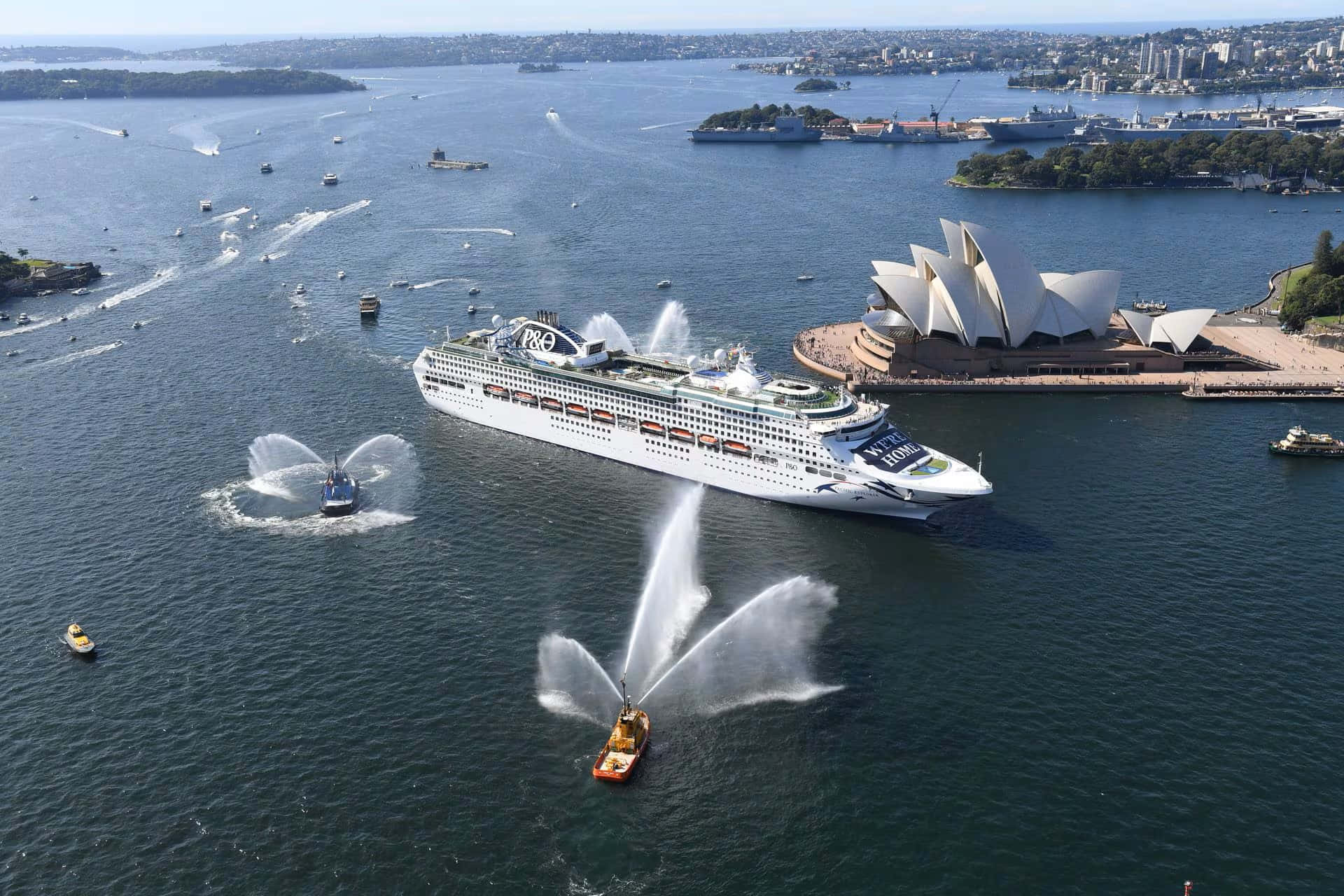 Sydney Harbour Cruisewith Opera House Wallpaper