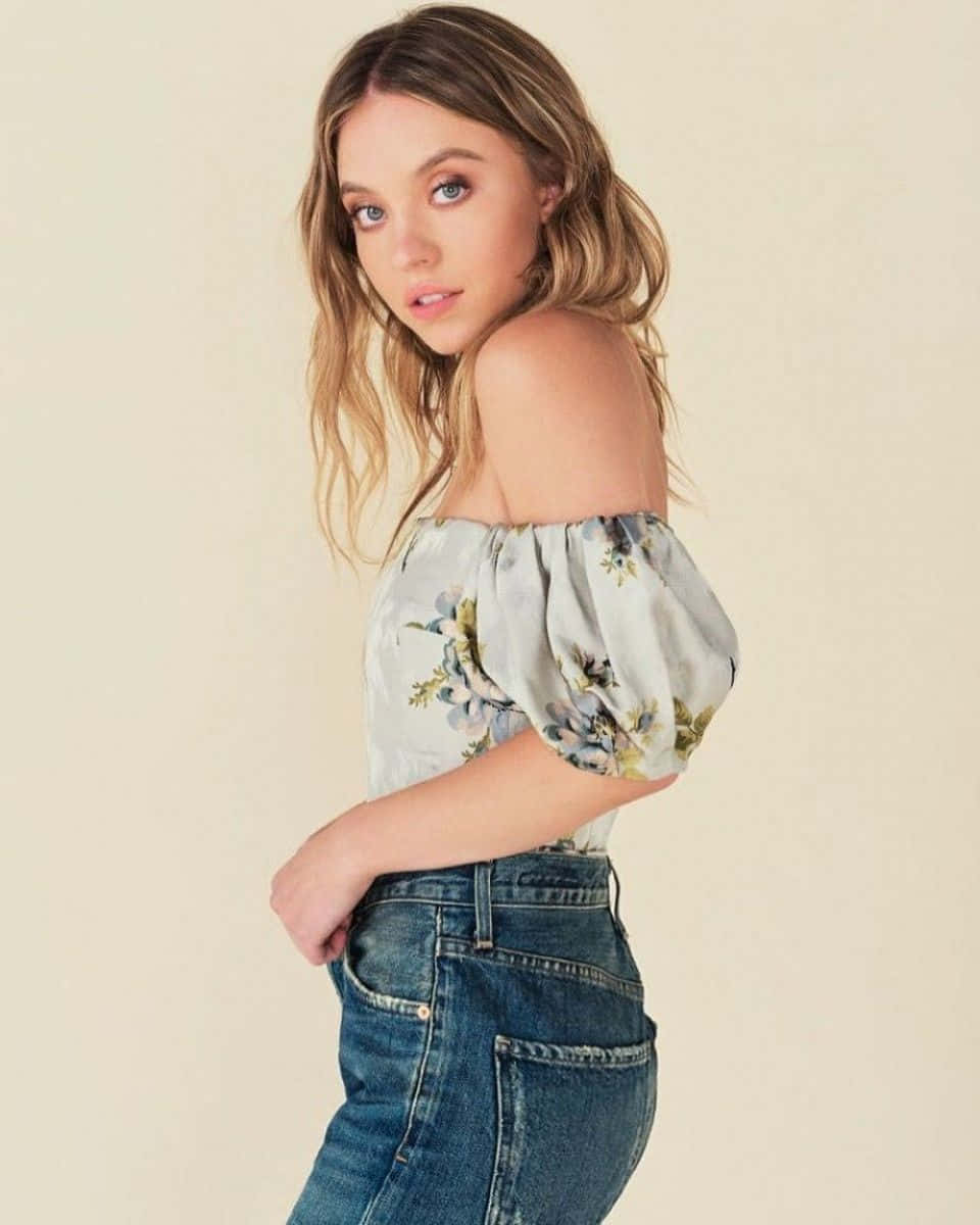 Sydney Sweeney Floral Top Denim Jeans Wallpaper