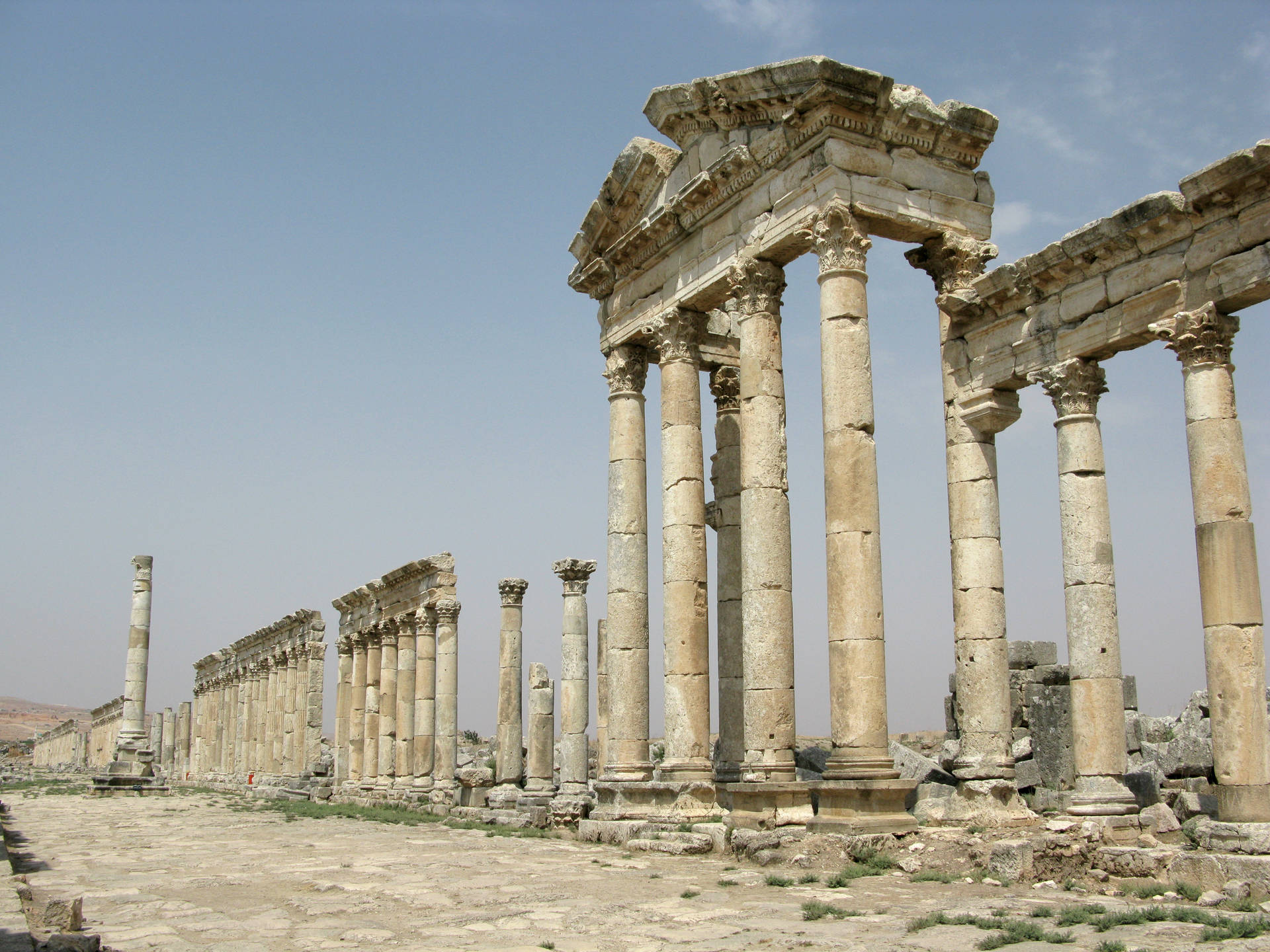 Syria Ancient Columns Wallpaper