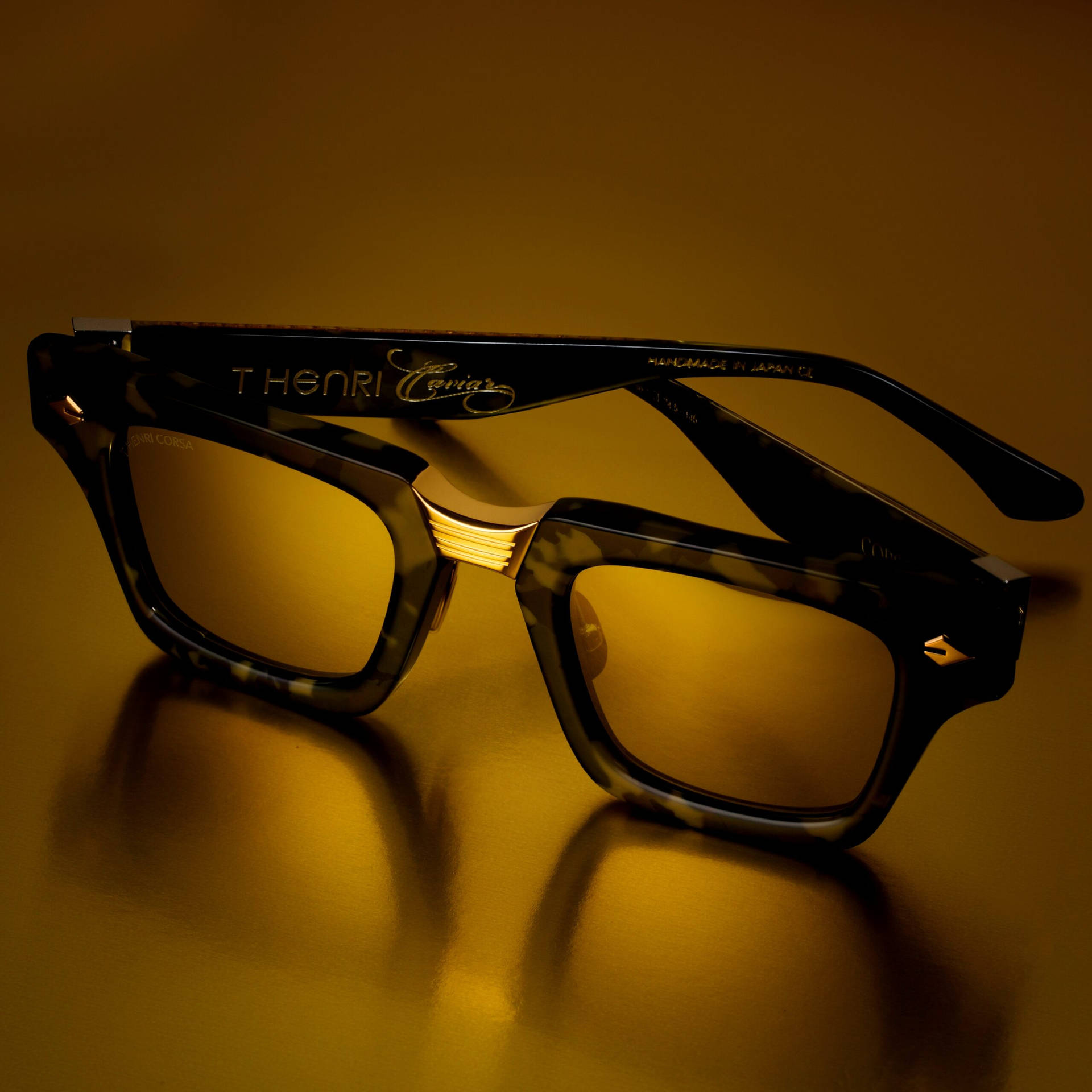 T Henri Caviar Glasses Background