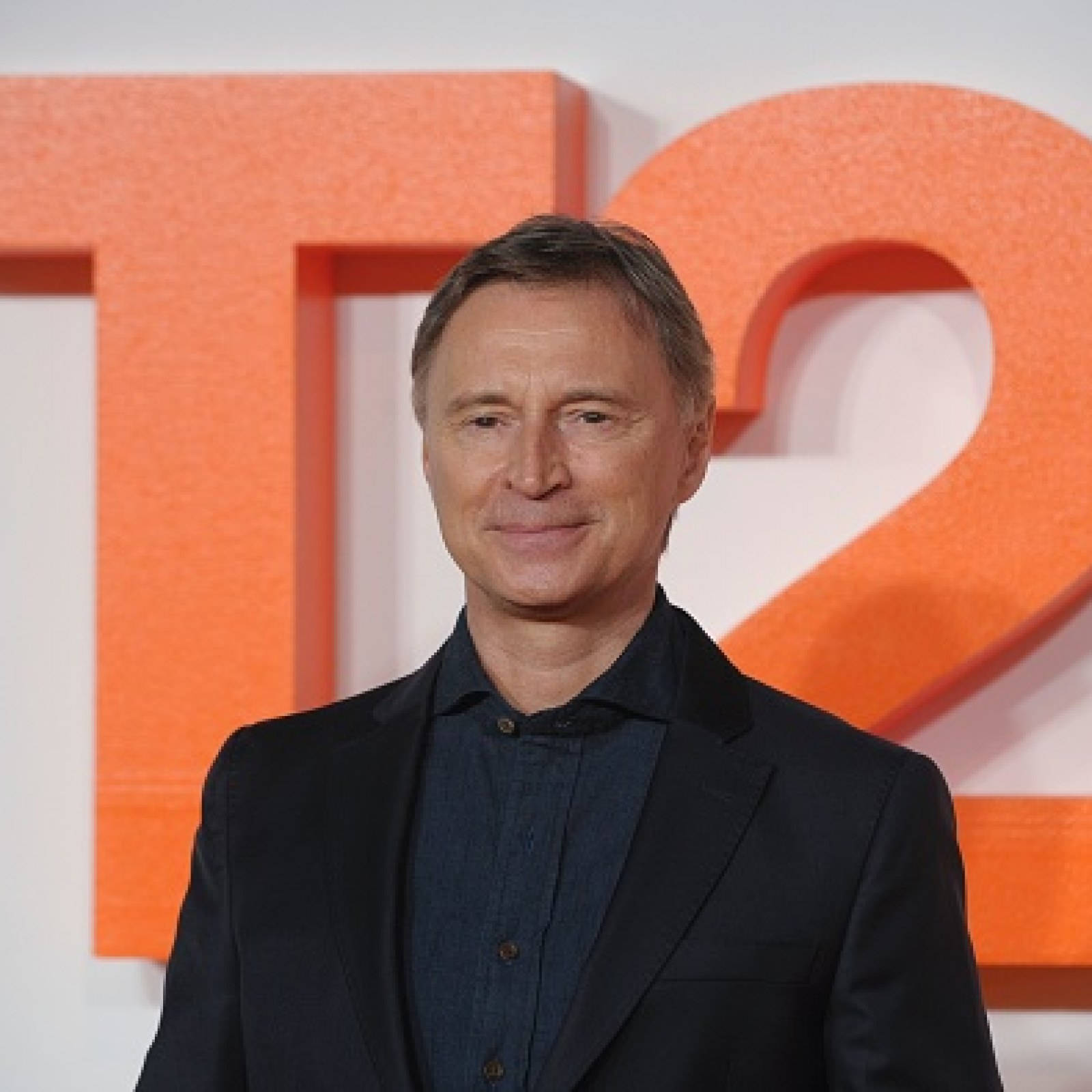 Renowned Actor Robert Carlyle in T2 Trainspotting Wallpaper