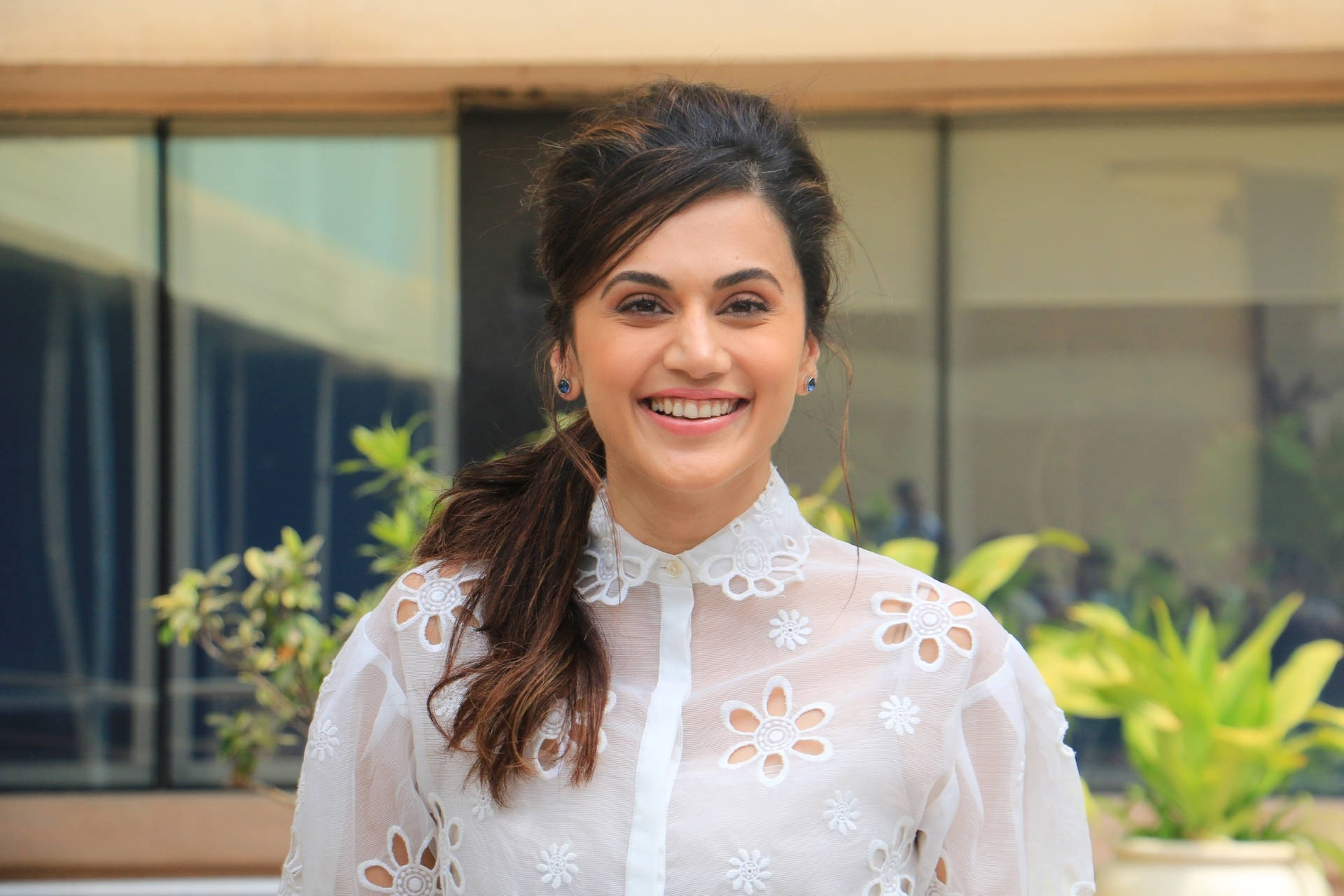Taapsee Pannu Pretty Smile Wallpaper