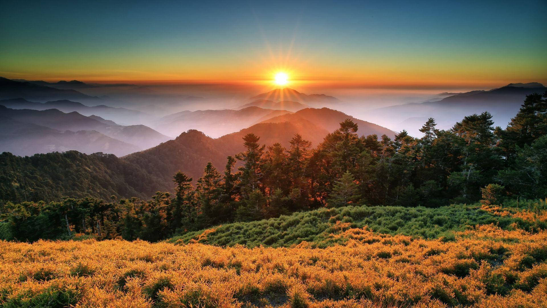 Taiwan Mountain Landscape Background