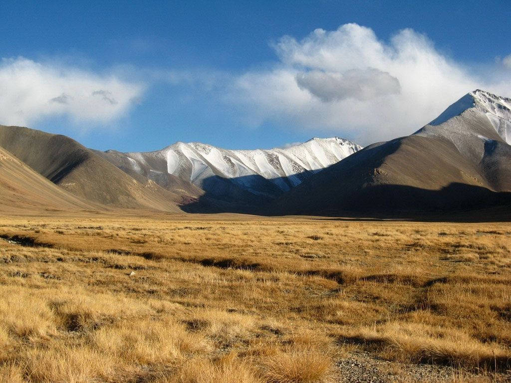 Tajikistan Snowy Mountain Fields Wallpaper