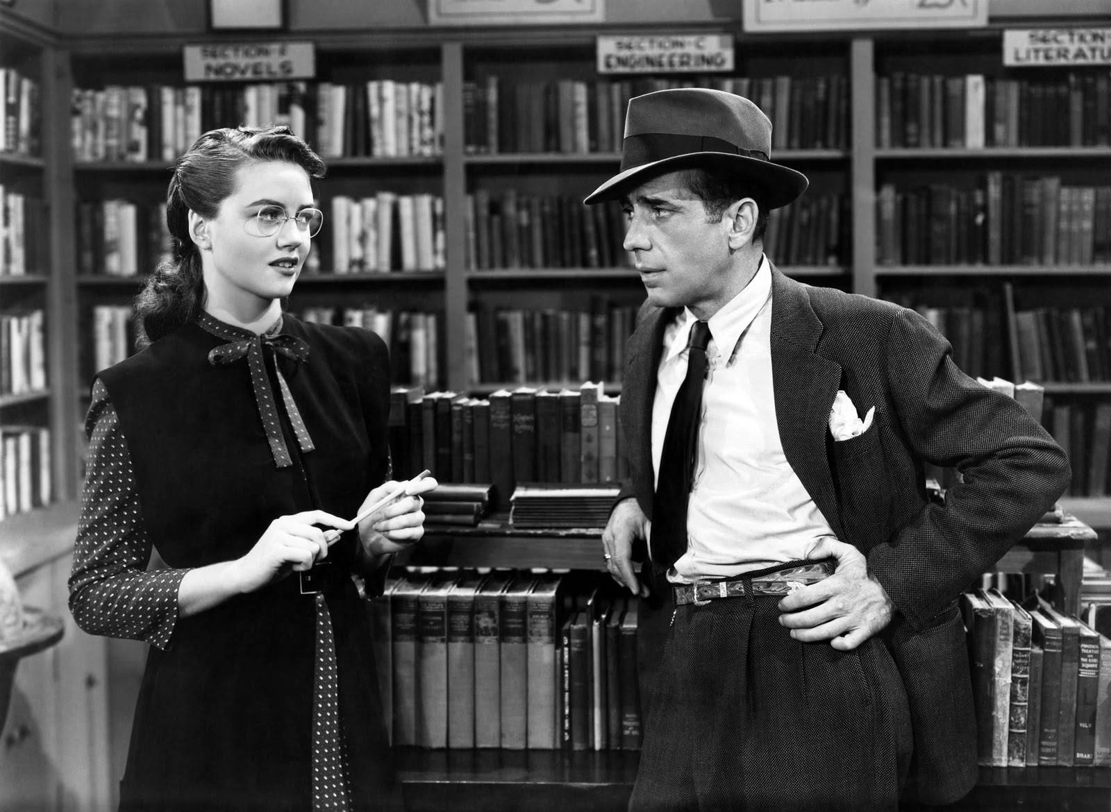 Humphrey Bogart taler i sort og hvid. Wallpaper