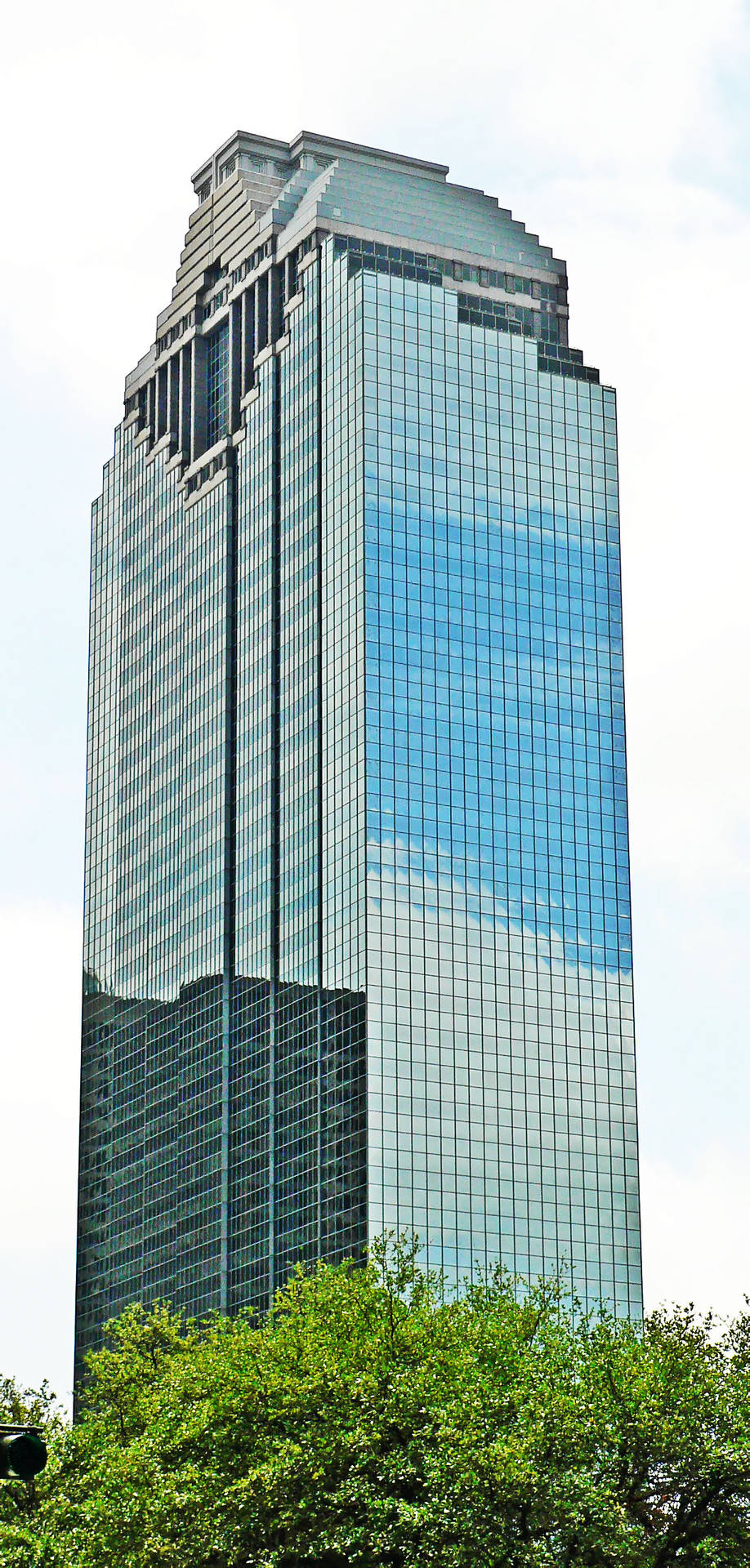 Tall Skyscraper In Houston Wallpaper