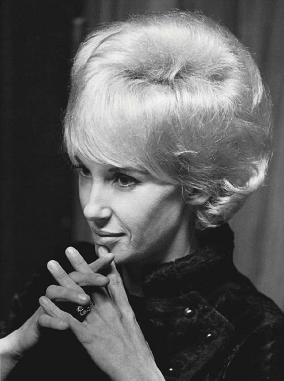 Tammy Wynette 1969  Stand By Your Man Concert Portrait Wallpaper
