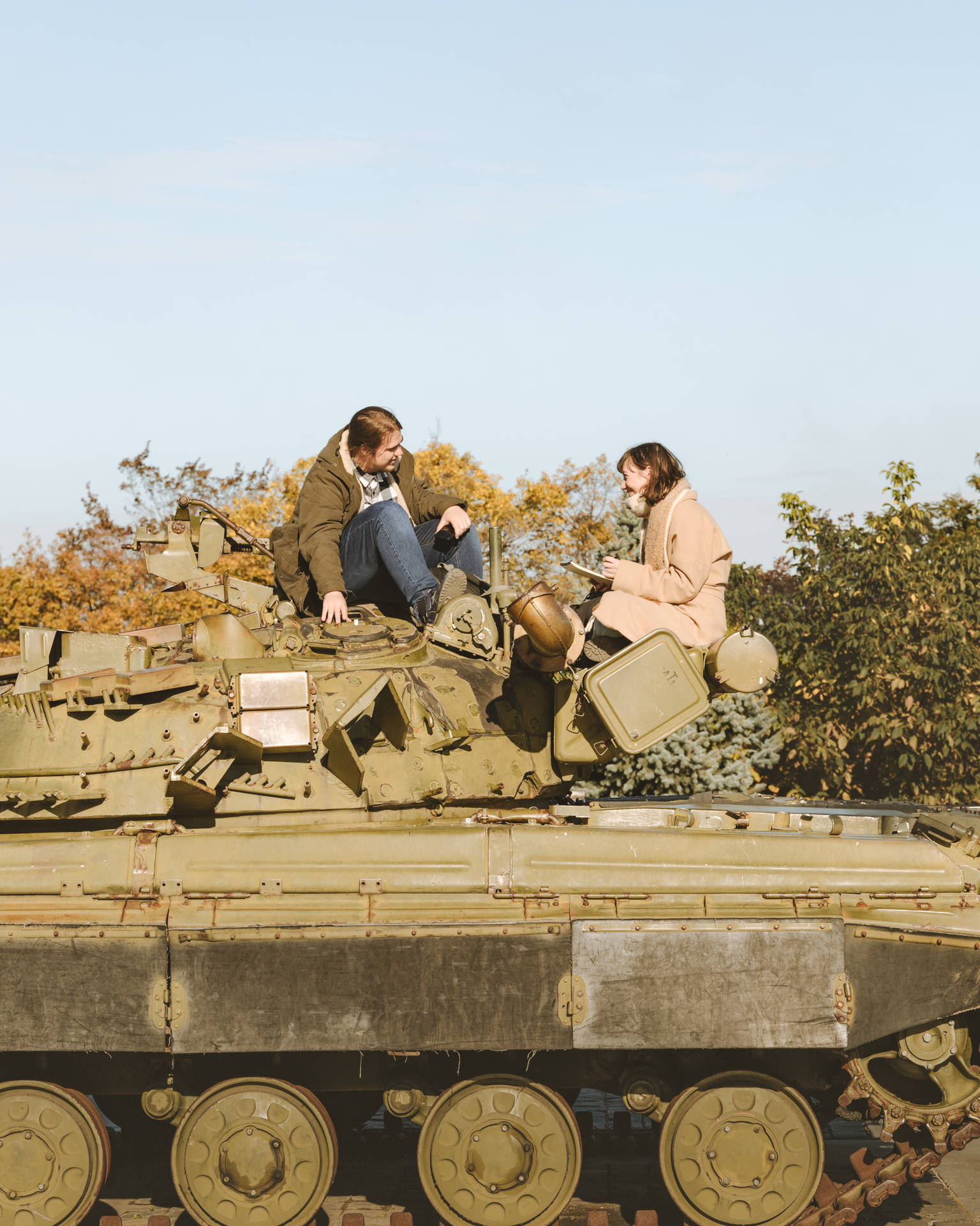 Tank With Man And Woman Wallpaper