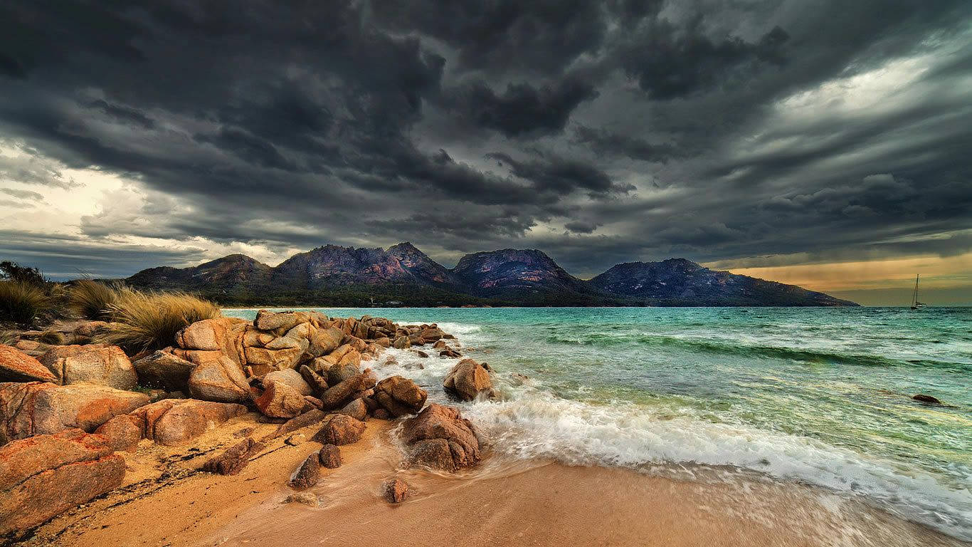 Tasmania Dark Clouds Beach Wallpaper