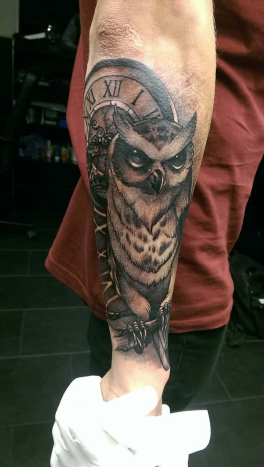 Lexica - Dark forearm tattoo owl 8k highly detailed black and grey