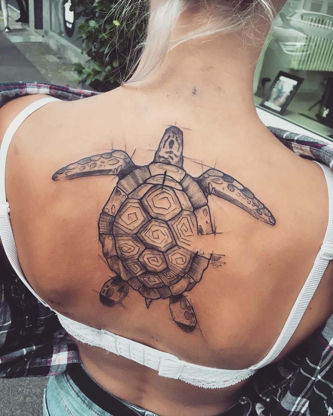 Tattoos Turtle Back On Blonde Woman Pictures