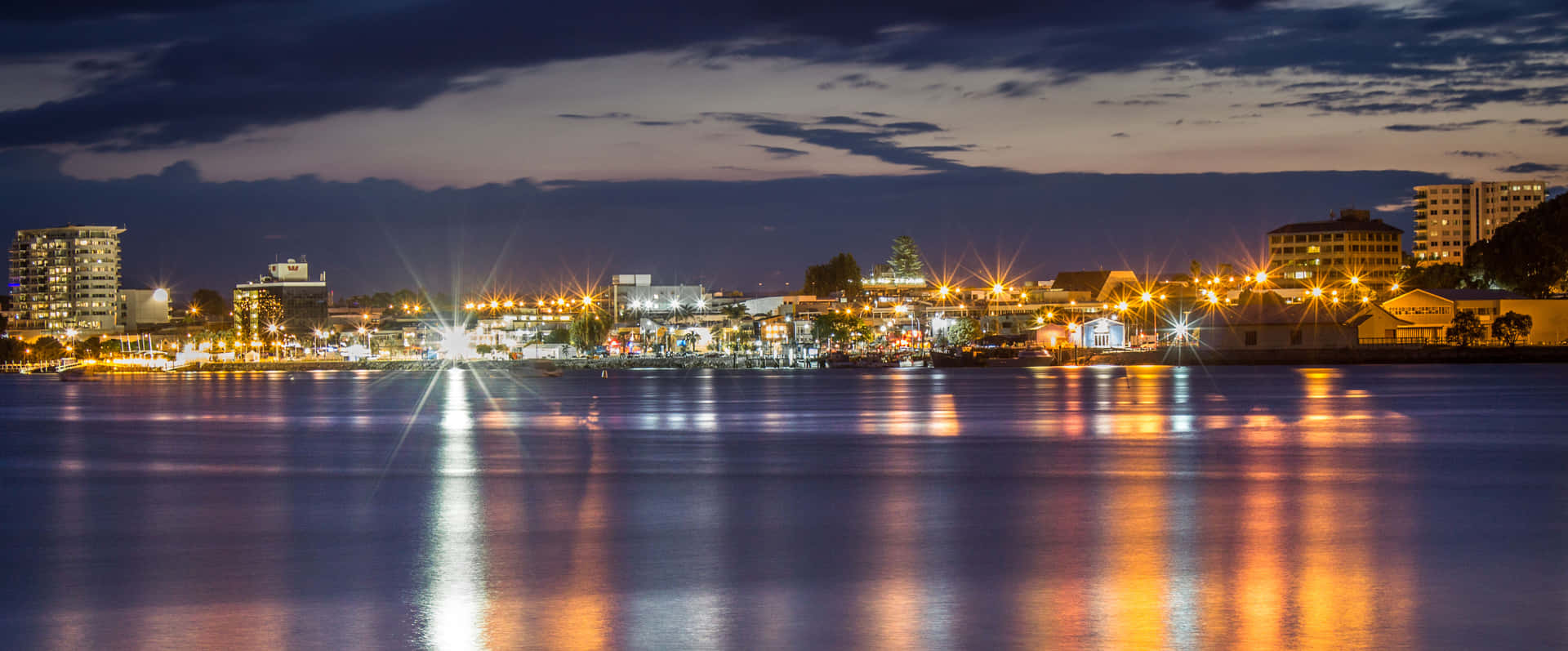 Tauranga Nighttime Waterfront Panorama Wallpaper