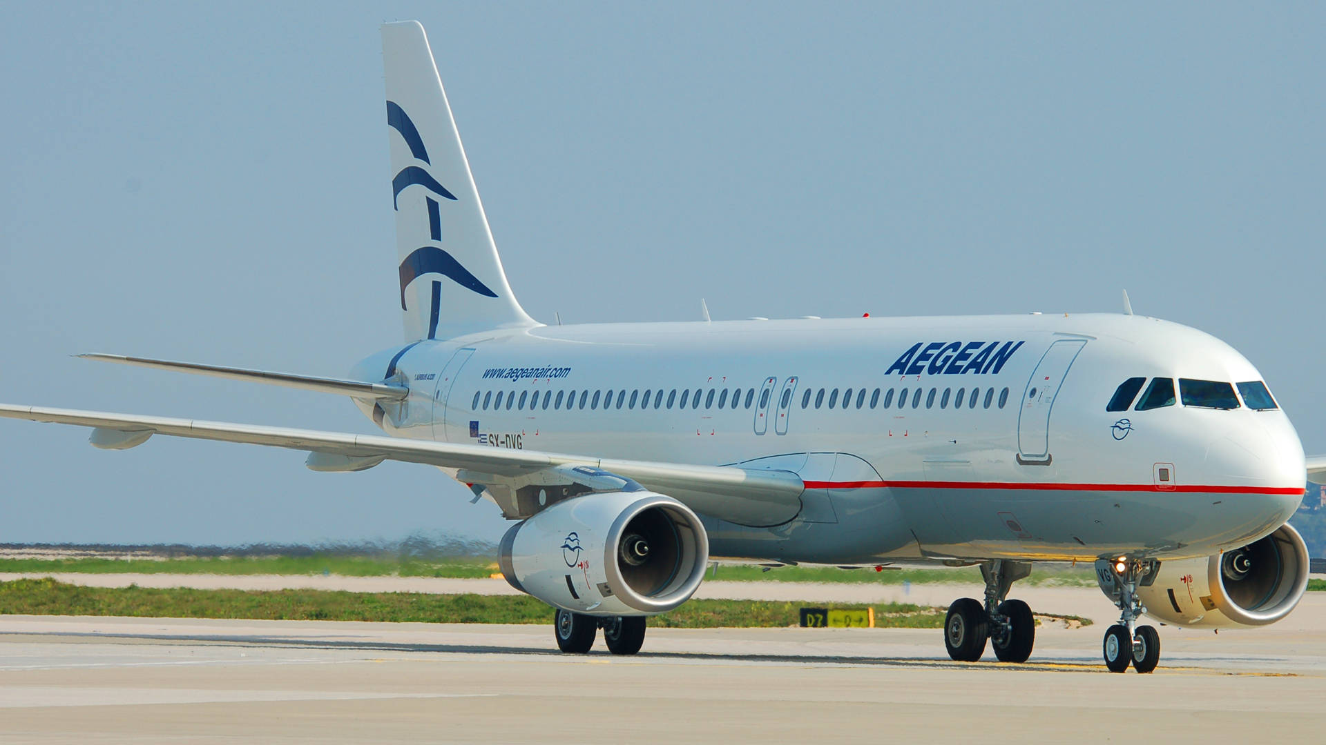Taxiandoel Airbus A320 De Aegean Airlines, La Aerolínea Nacional De Grecia. Fondo de pantalla